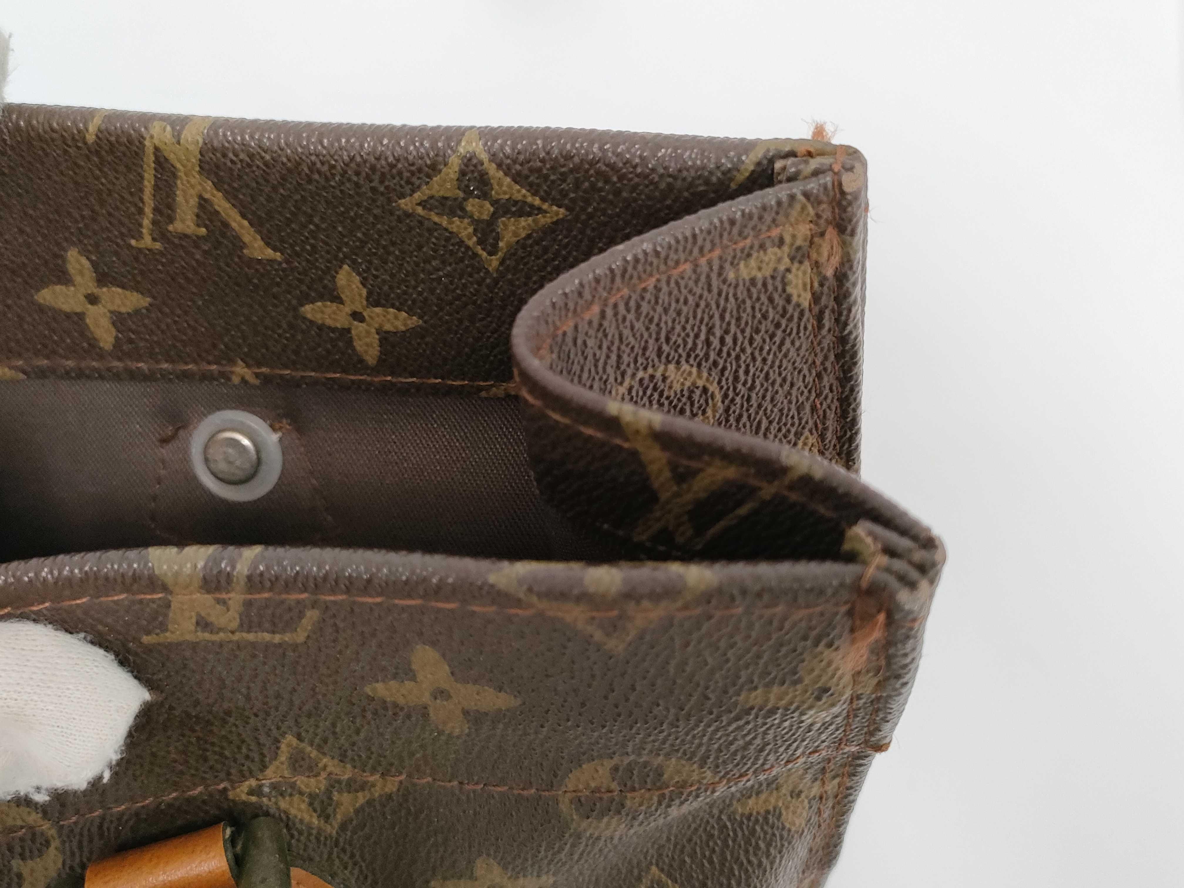 Monogram VUITTON Tote Bag — view 6