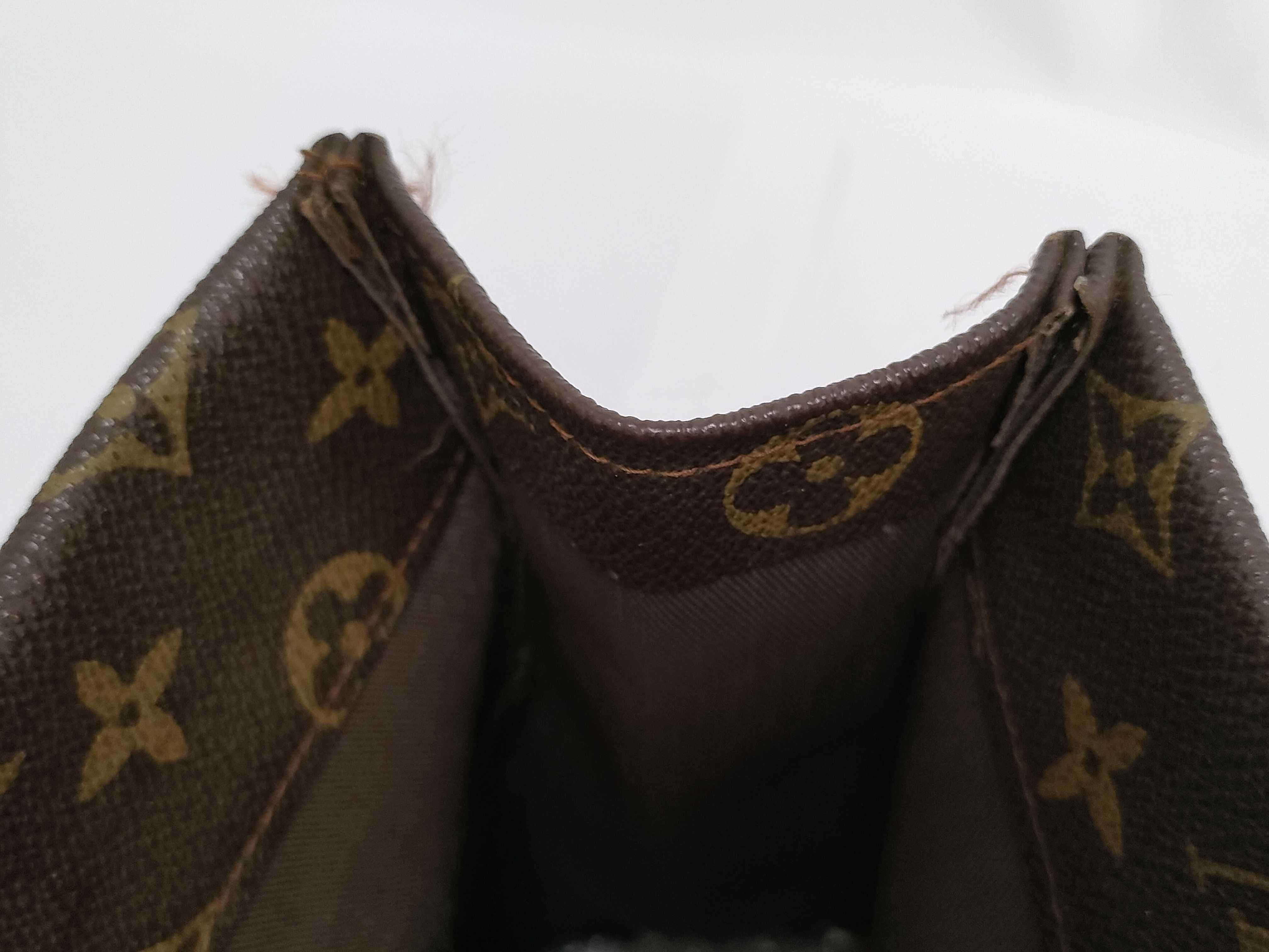 Monogram VUITTON Tote Bag — view 7