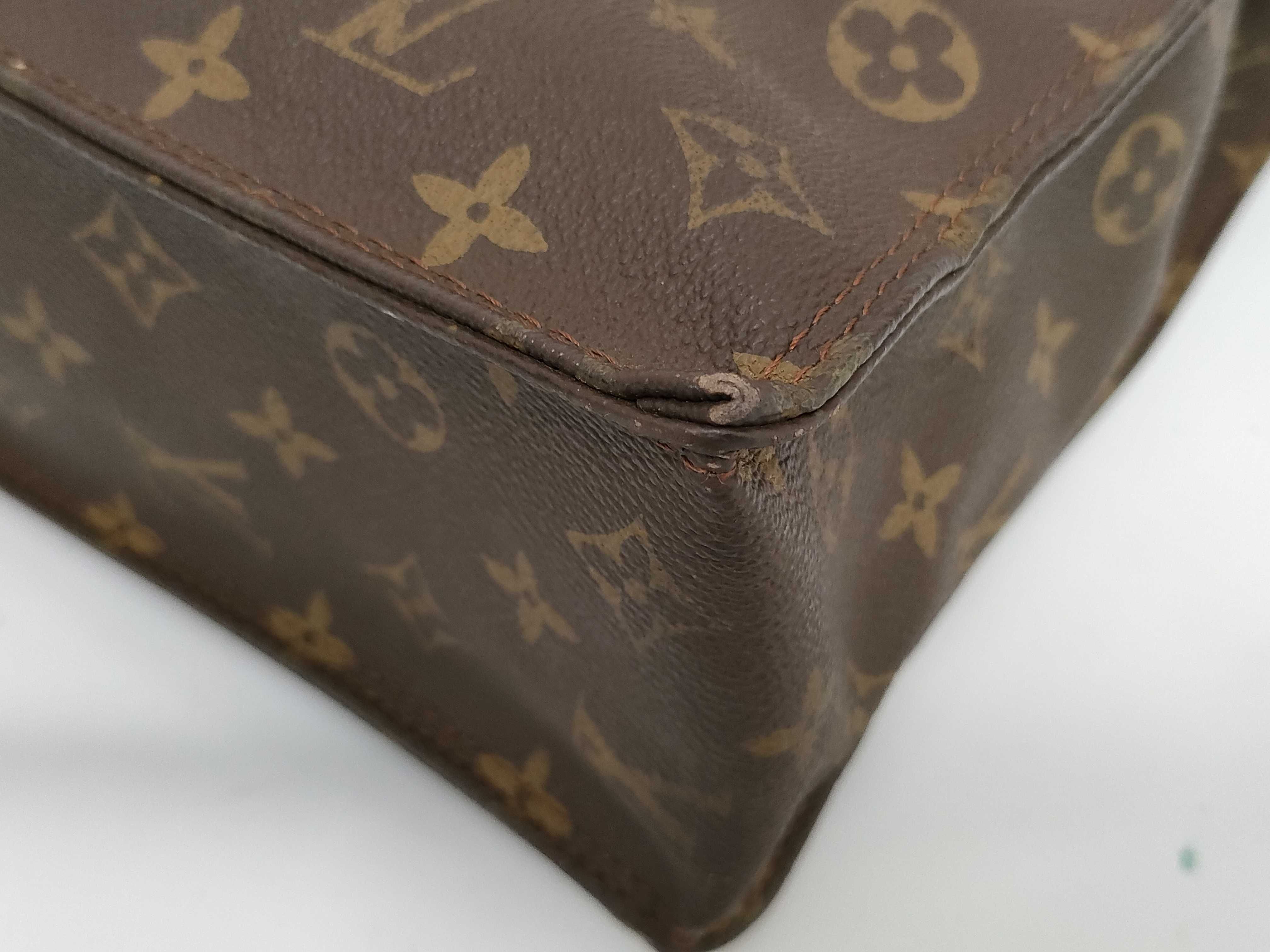 Monogram VUITTON Tote Bag — view 9