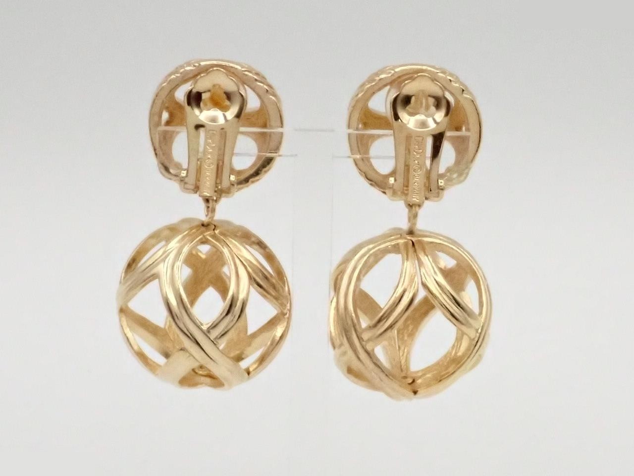 Other lines: Precious metals and earrings — view 2