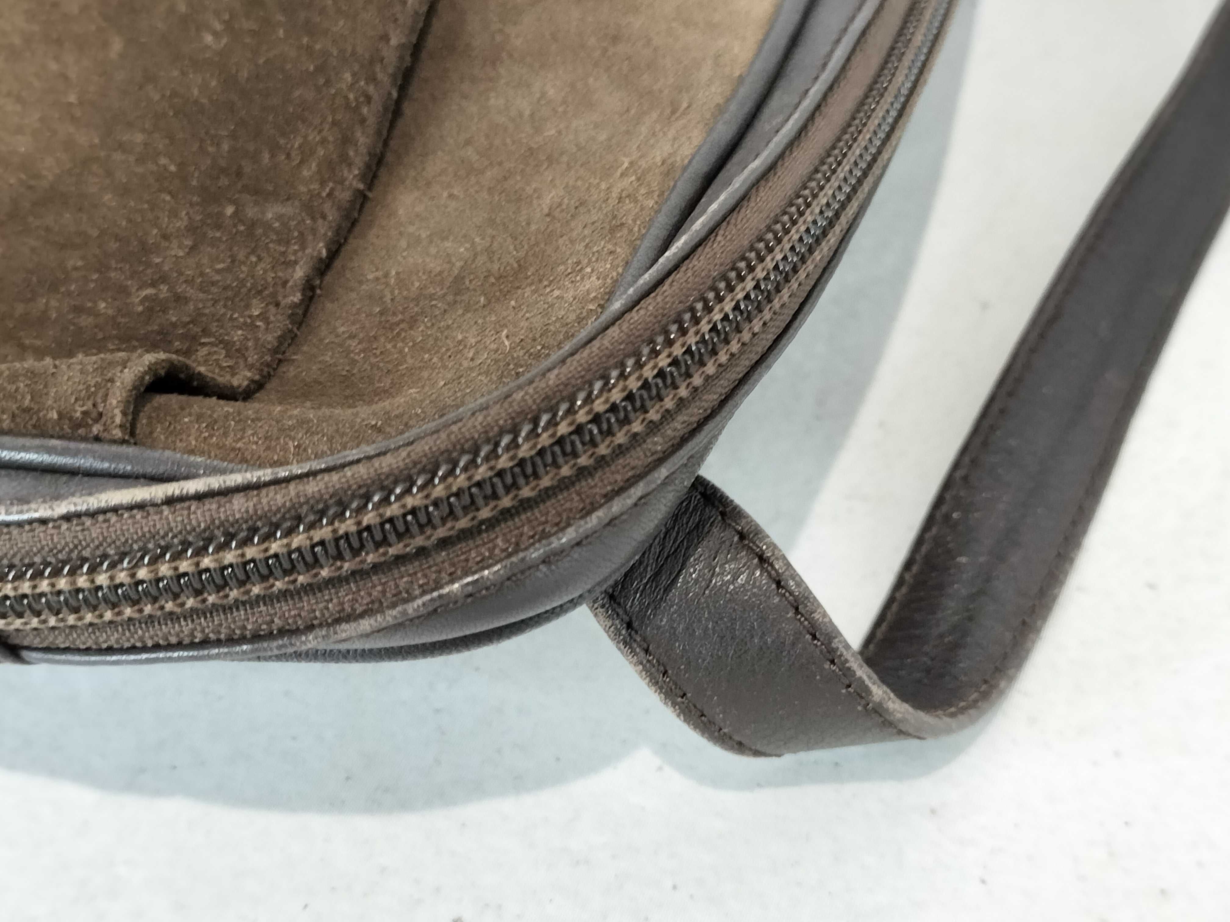 Anagram Leather x Suede Shoulder Pouch Shoulder Bag — view 5