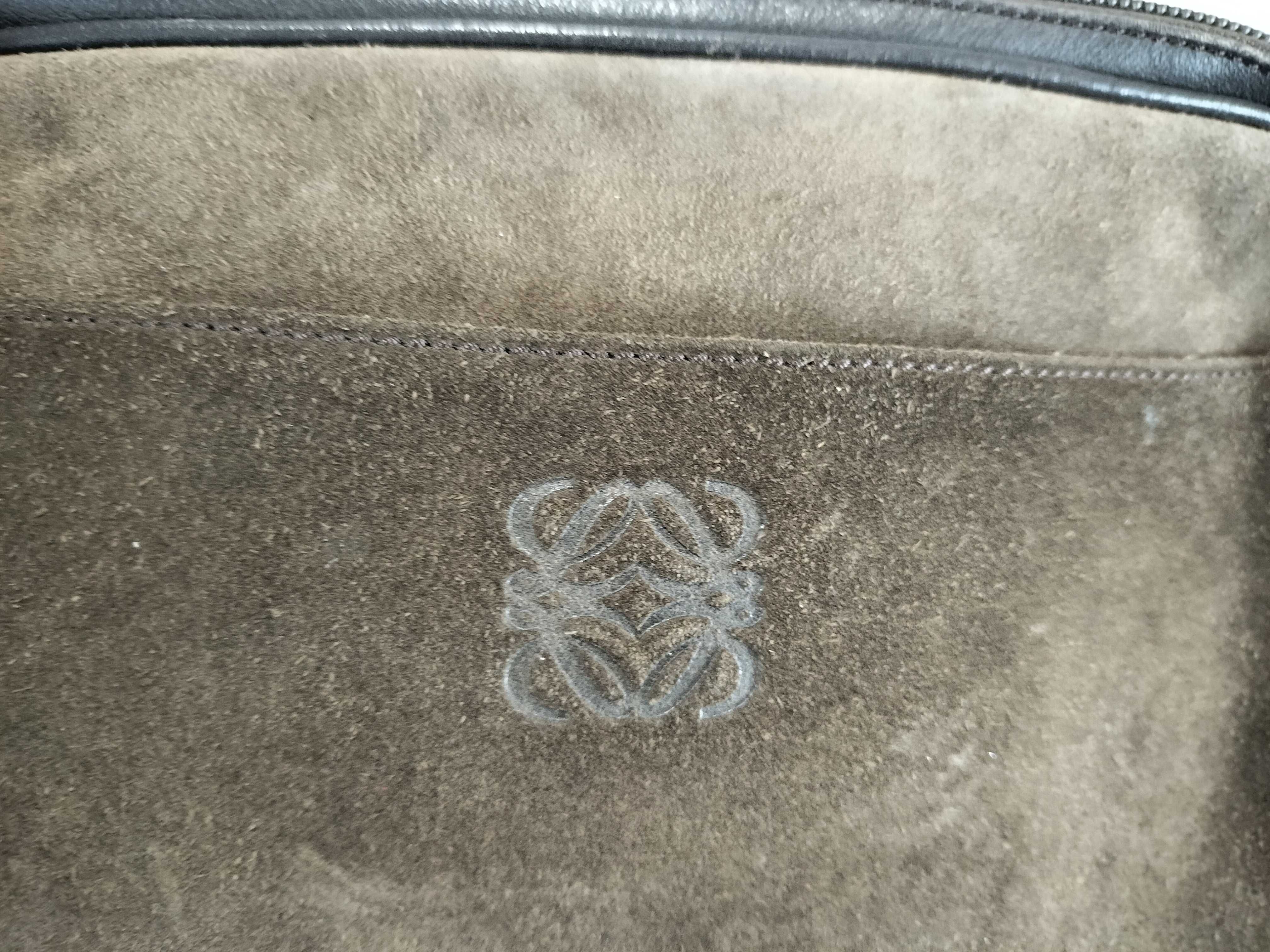 Anagram Leather x Suede Shoulder Pouch Shoulder Bag — view 8