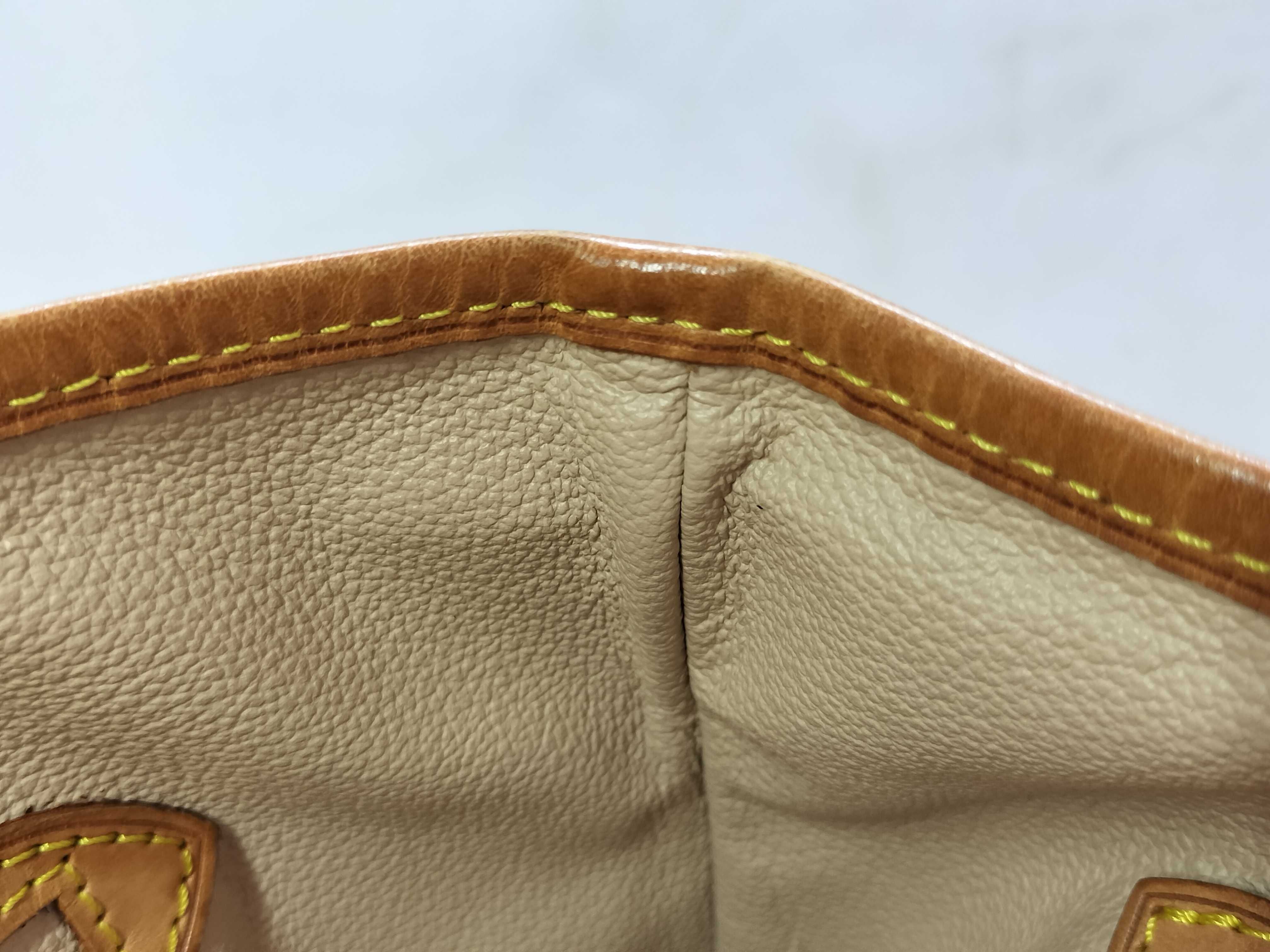 Monogram Bucket GM M42236 FL0061 Tote Bag — view 12