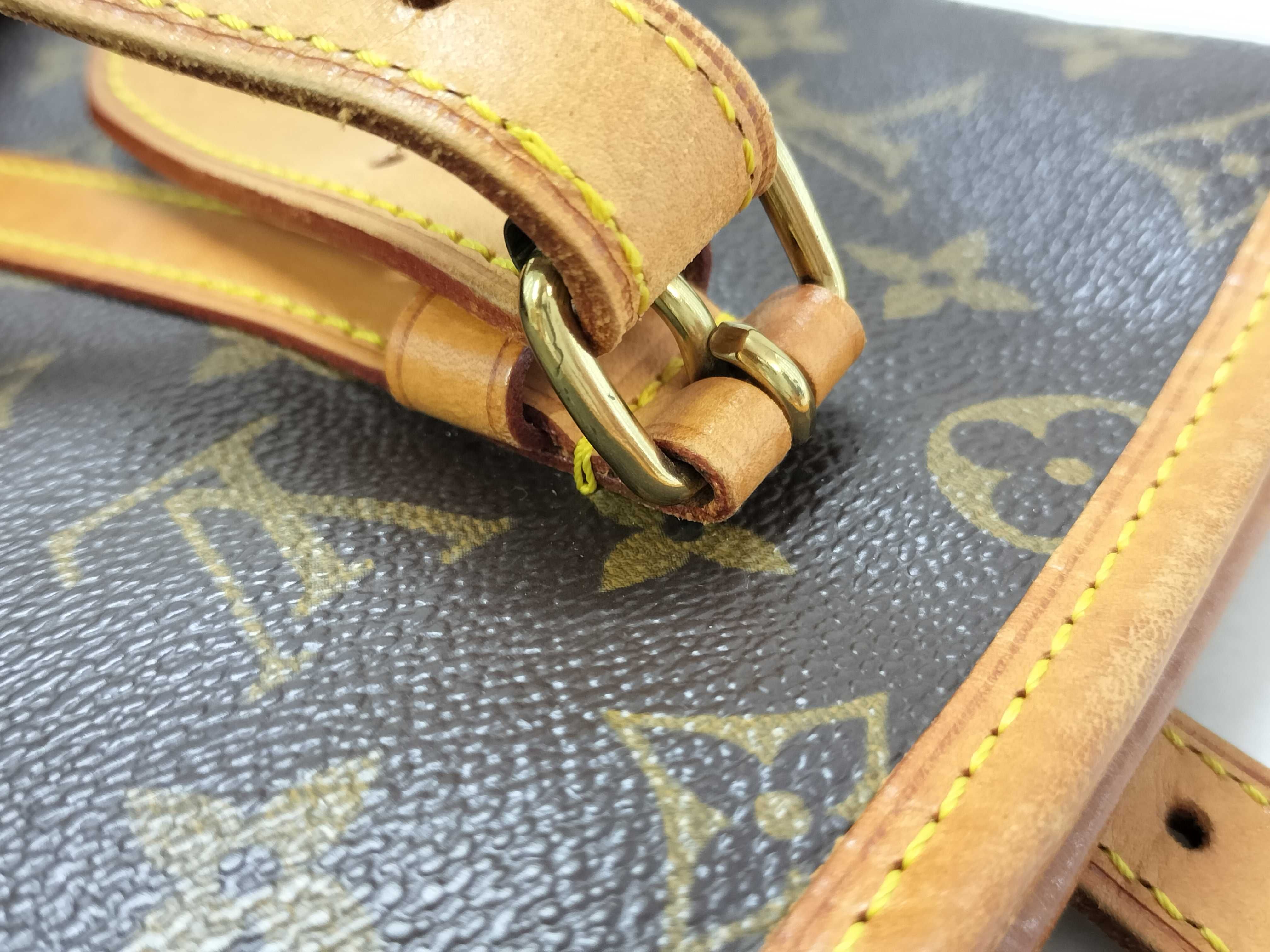 Monogram Bucket GM M42236 FL0061 Tote Bag — view 5