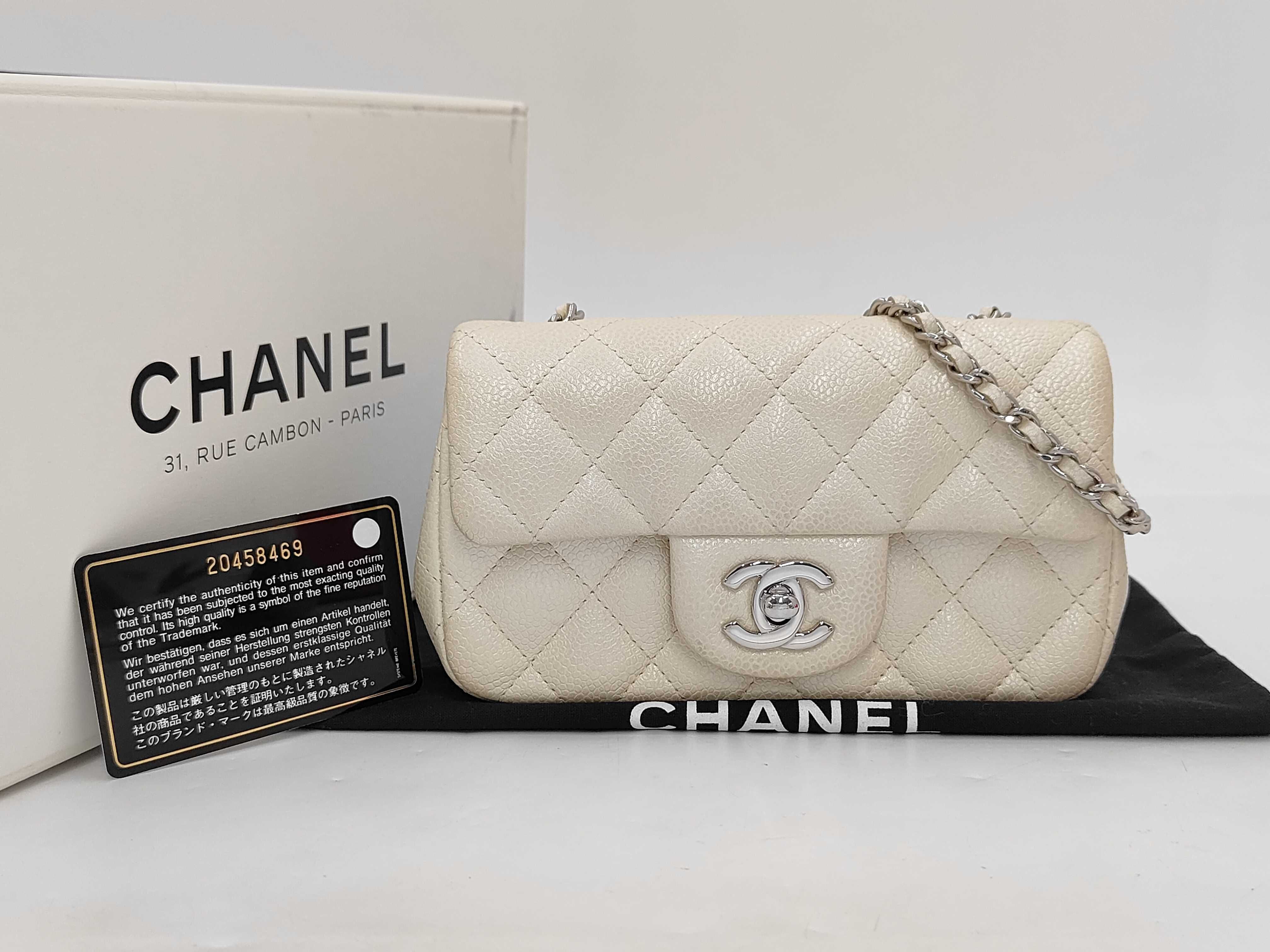 Mini Matelassé 17 Caviar Skin Pearl White Silver Single Chain Shoulder Bag 20458469