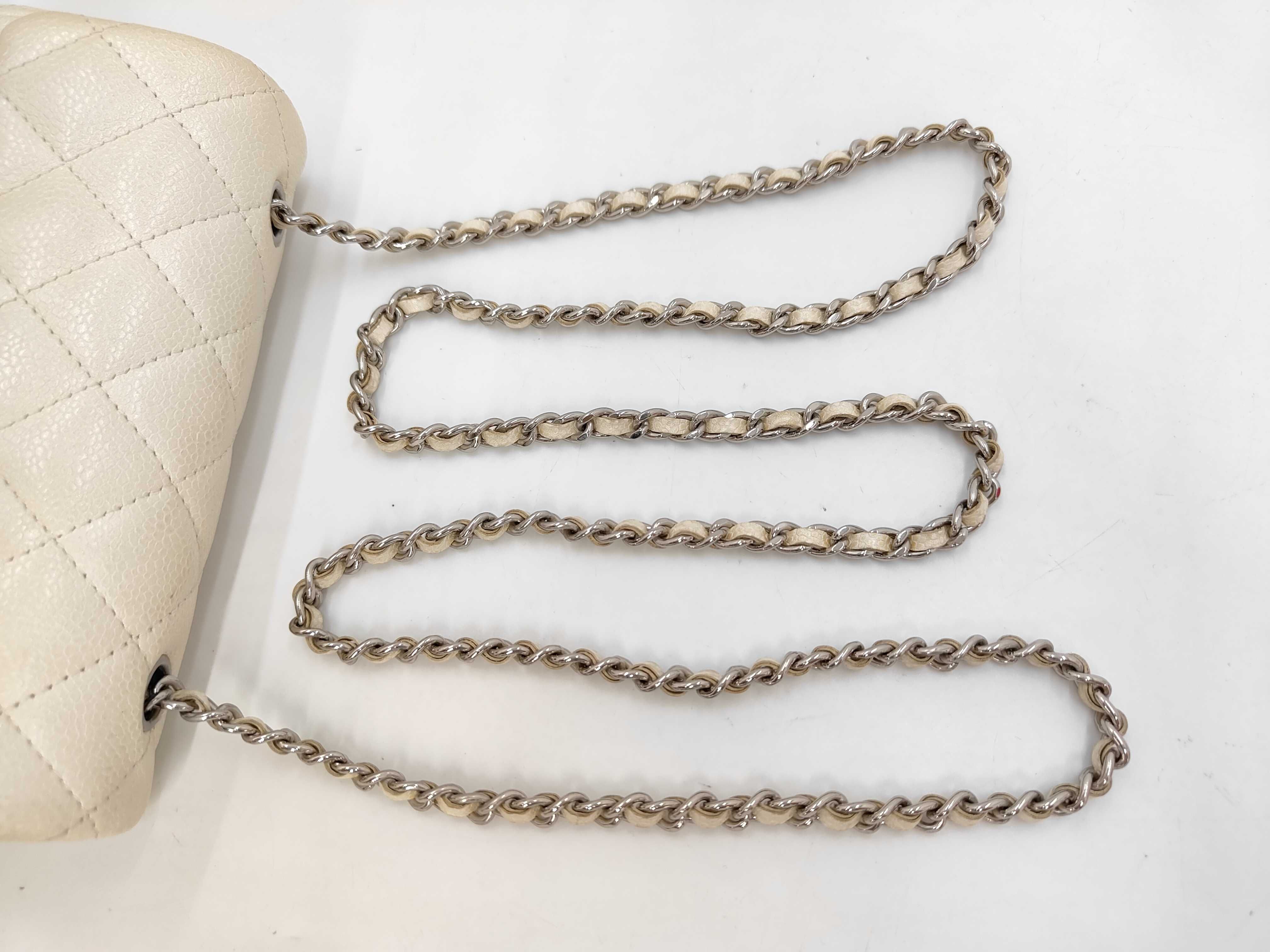 Mini Matelassé 17 Caviar Skin Pearl White Silver Single Chain Shoulder Bag 20458469 — view 5