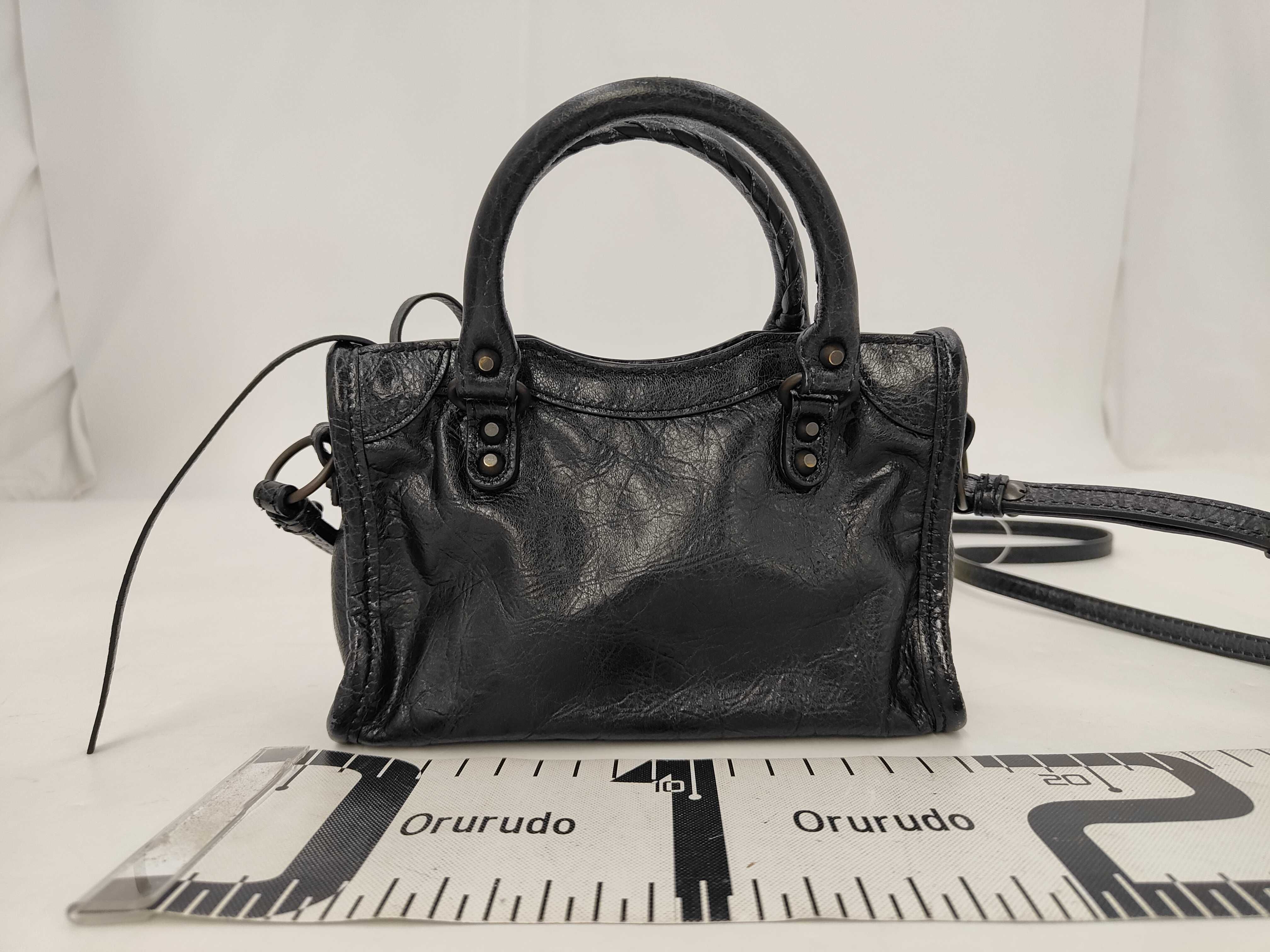 The Giant City Le City Nano 2-way Shoulder Handbag — view 2