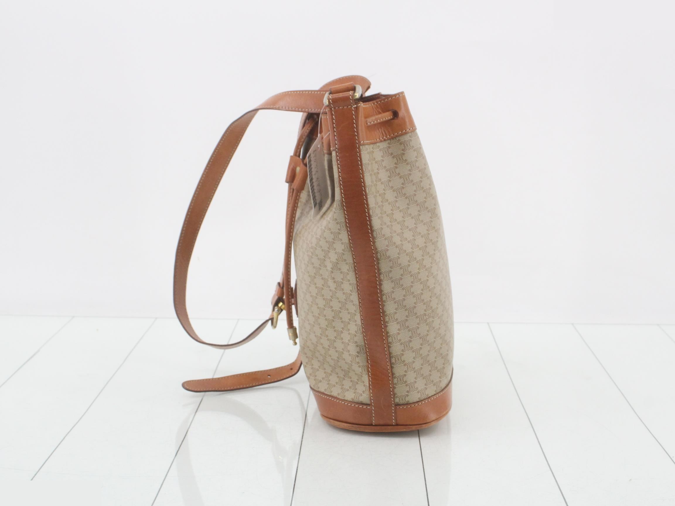 Handbag with drawstring — view 3