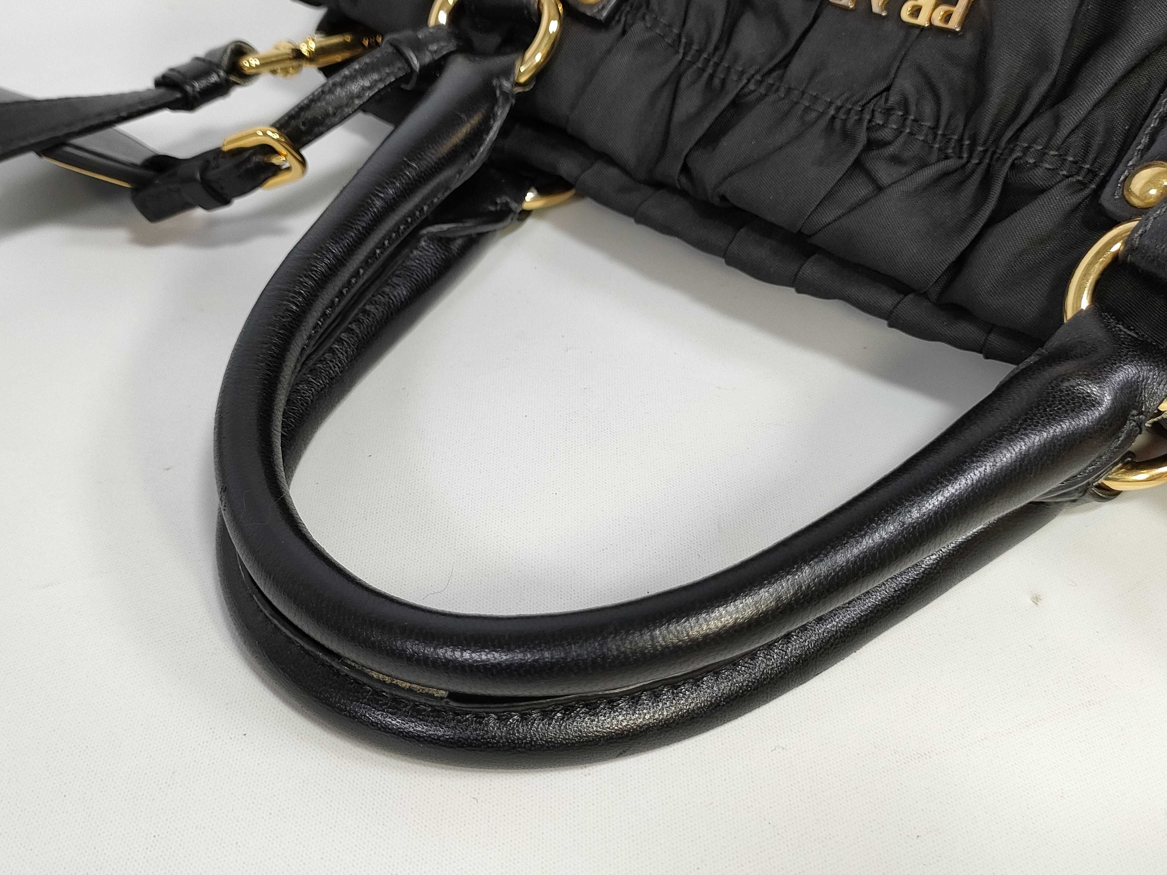 Nylon Gaufre Nylon Shirring Tote Bag Black Handbag — view 3