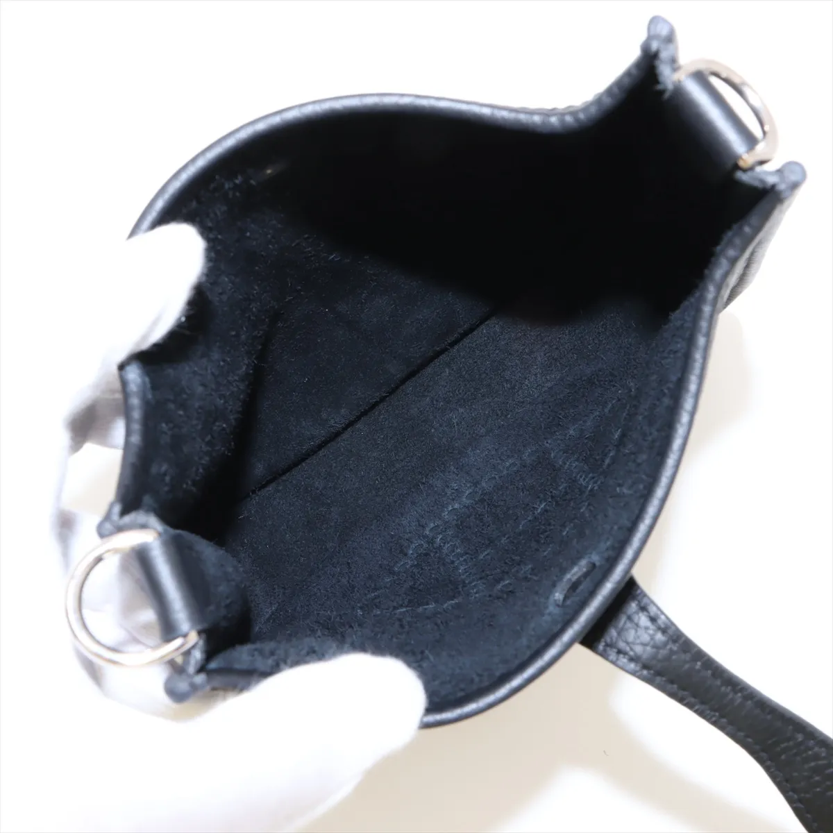 Evelyne 16 TPM Amazon Taurillon Clemence Black Silver Hardware K: 2025 — view 6
