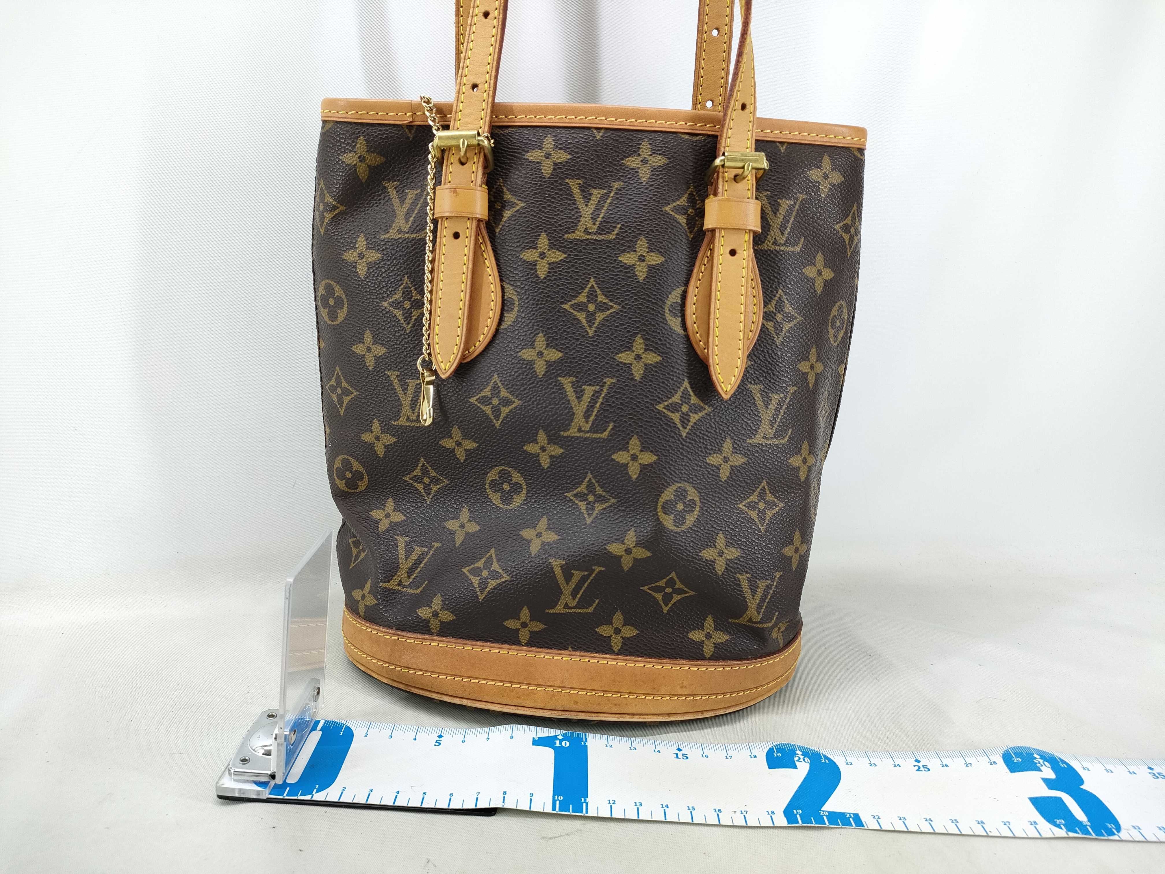 Monogram Bucket PM M42238 DK2189 Tote Bag — view 2