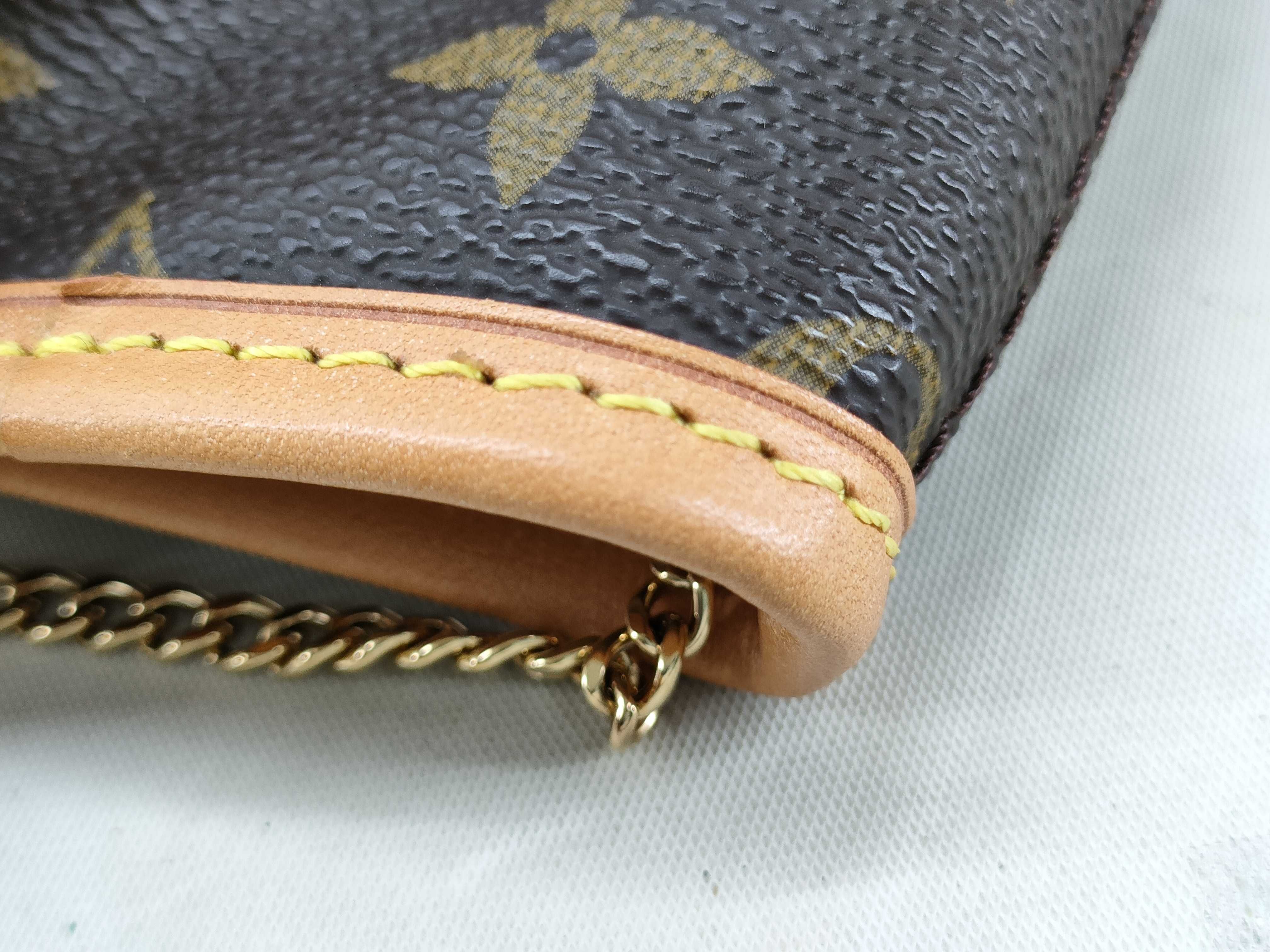 Monogram Bucket PM M42238 DK2189 Tote Bag — view 14