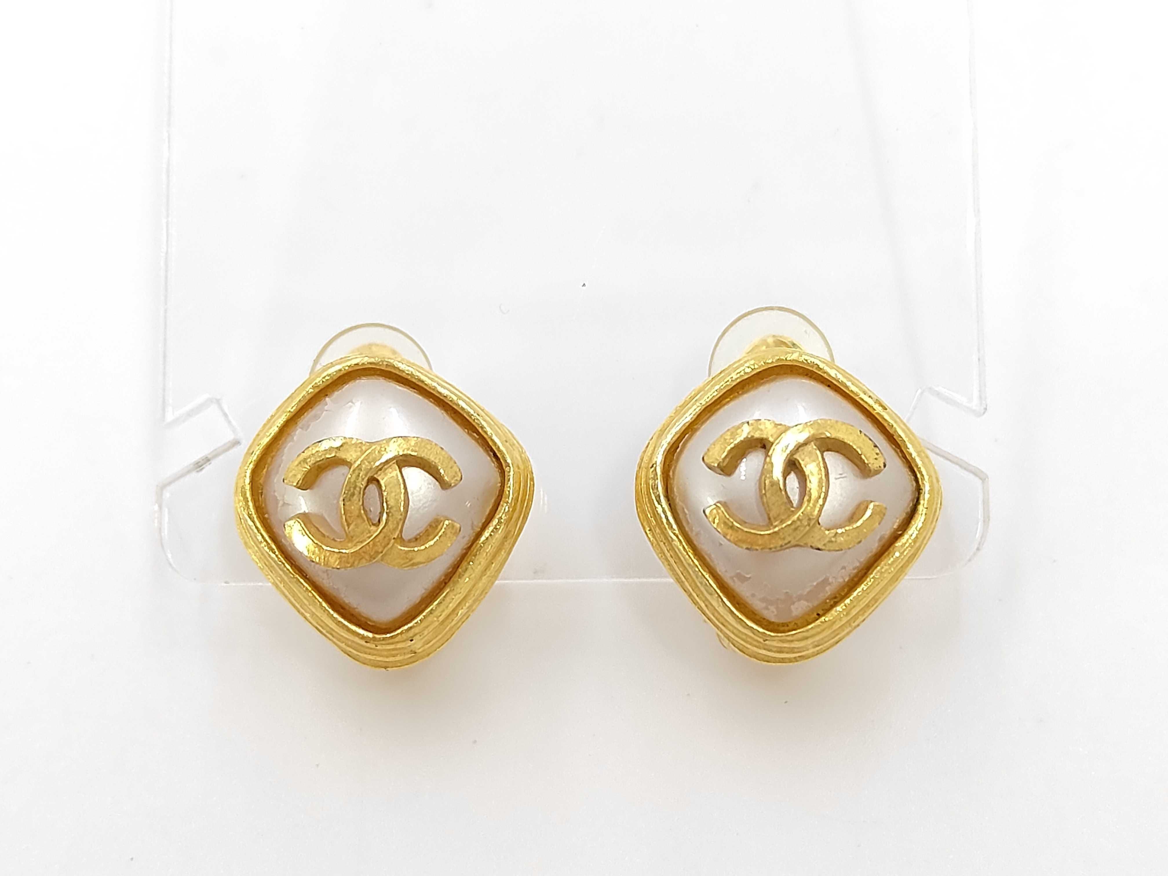 Coco Mark Earrings