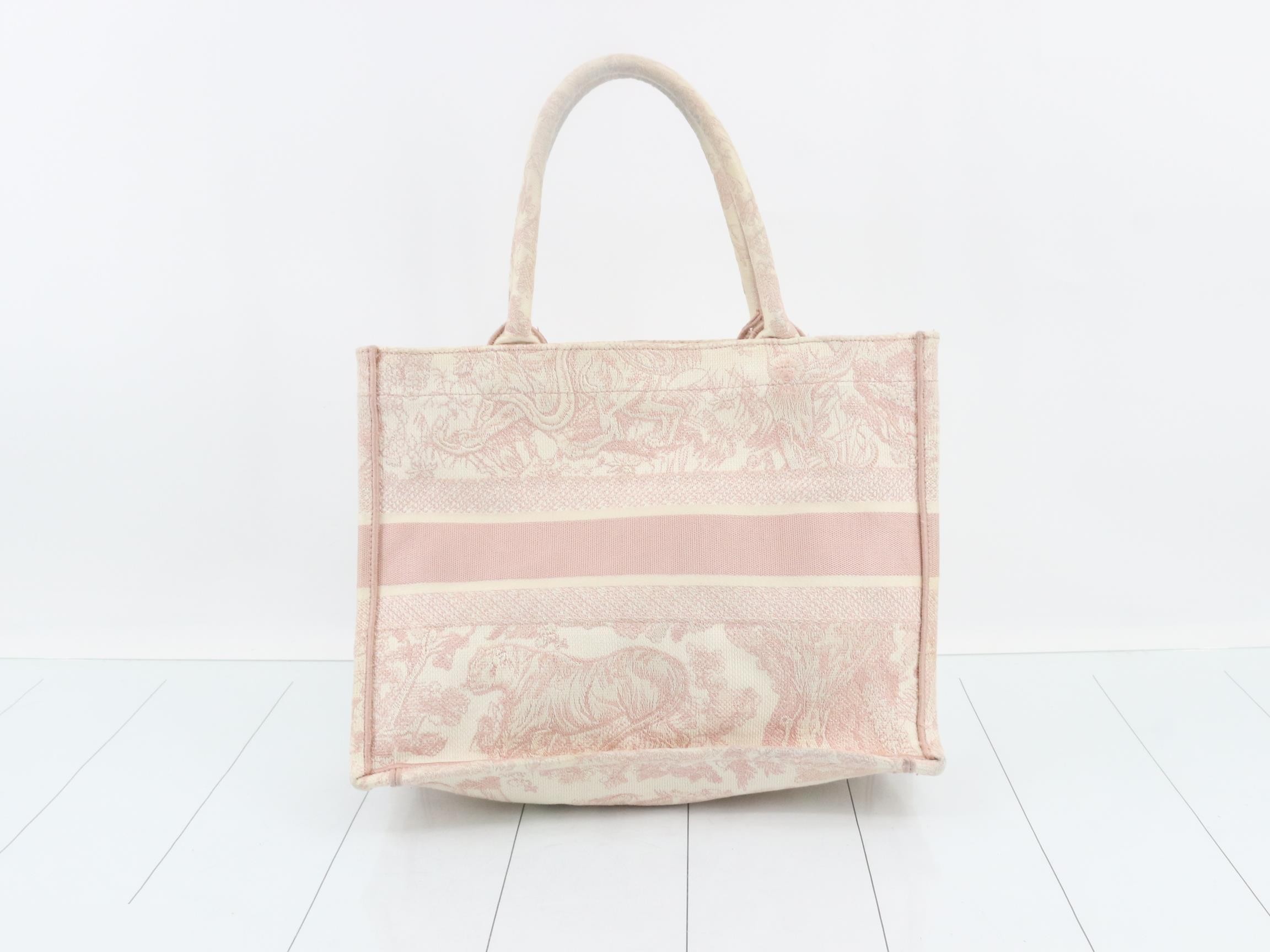 Book tote medium oblique tote bag — view 2