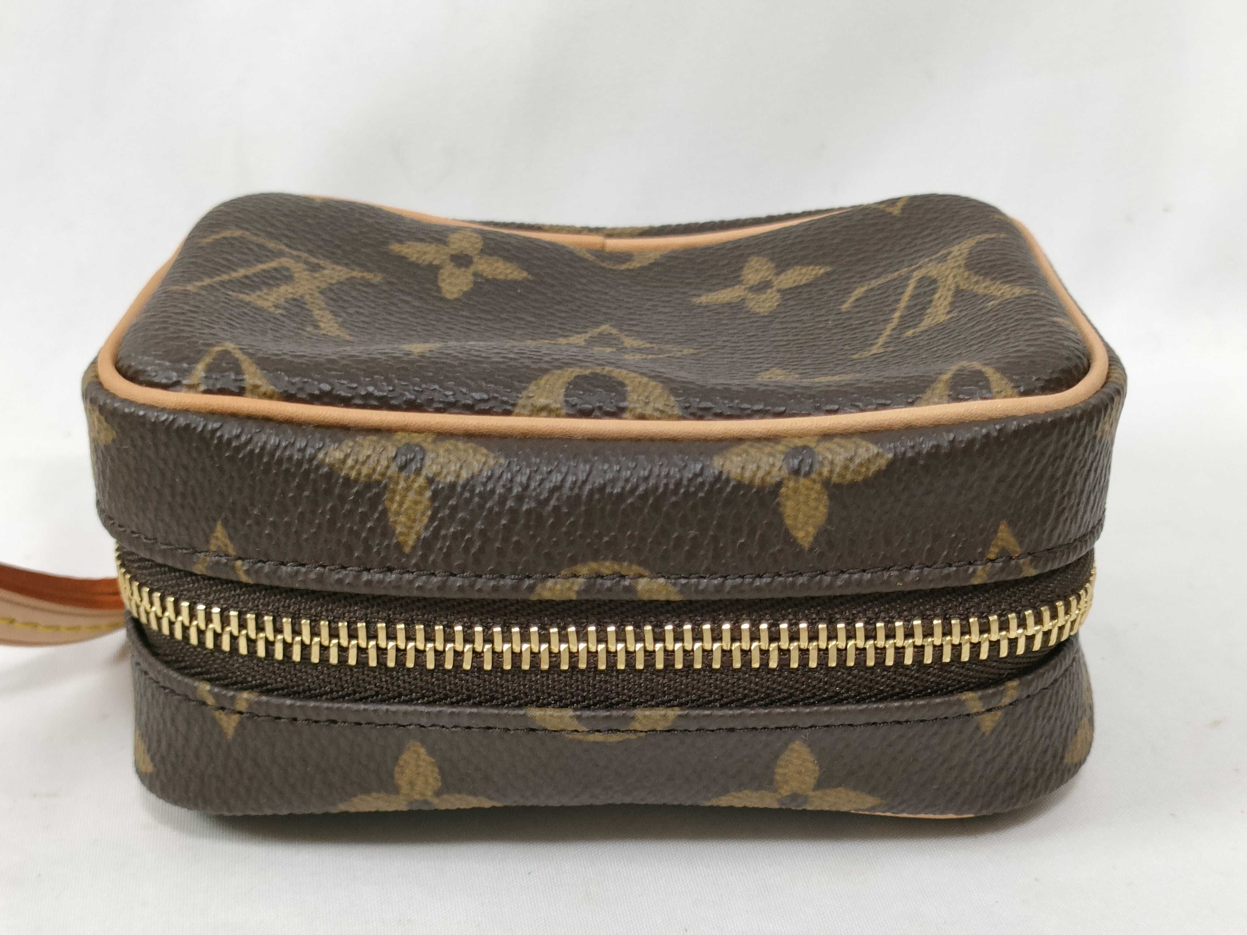 Monogram Louis Vuitton Monogram Trouswapiti M58030 Pouch — view 4