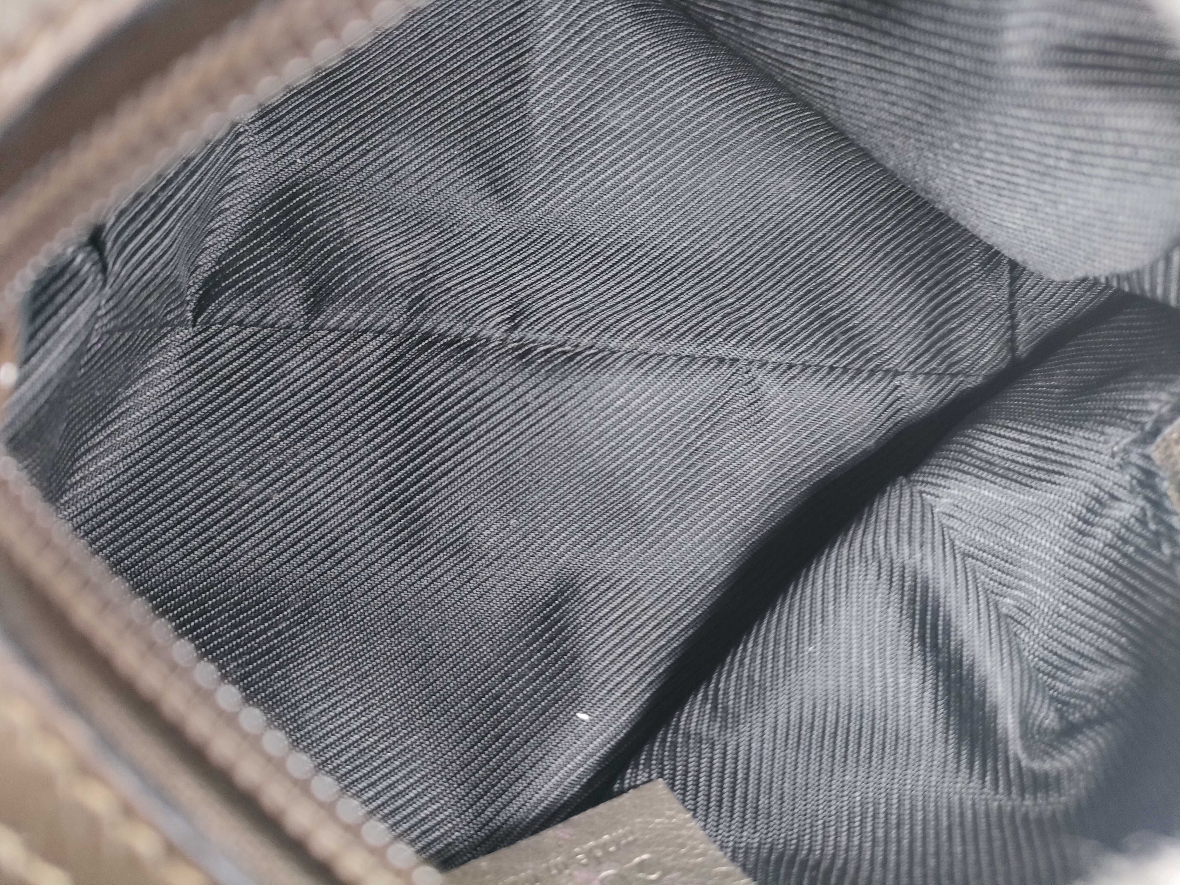 pouch — view 7