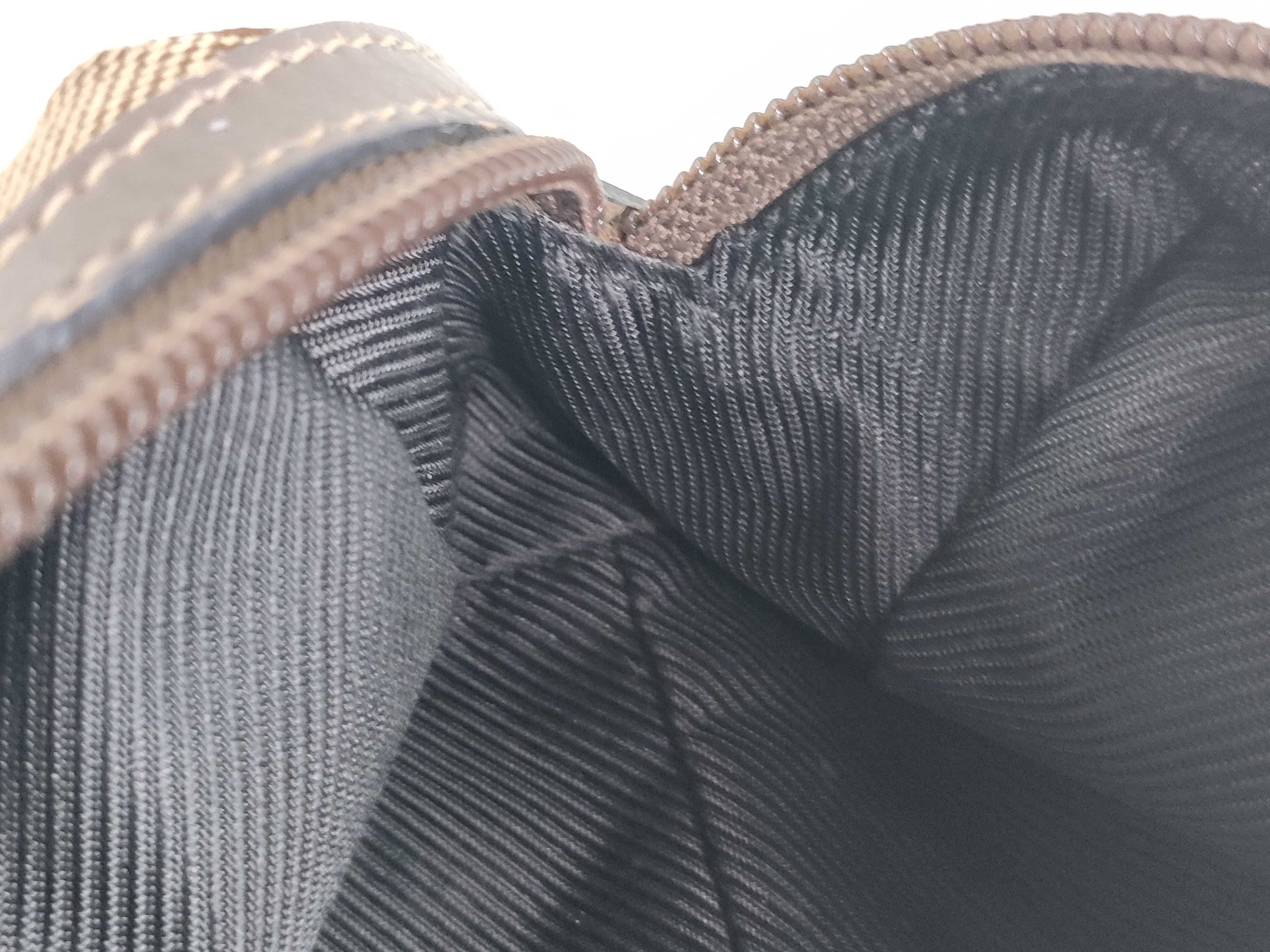pouch — view 8