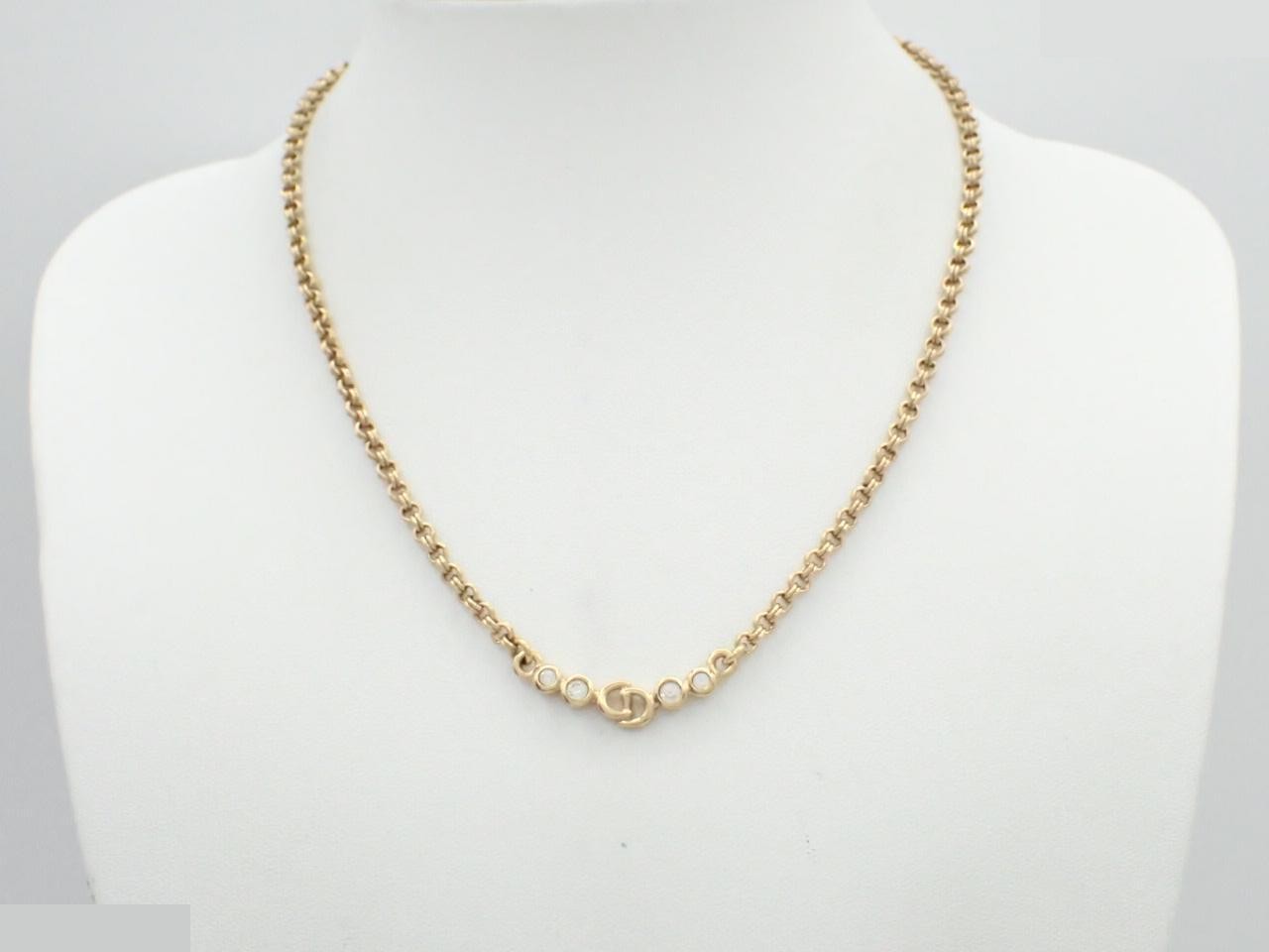 Gold necklace with stone; chain approximately 40cm long. — view 3
