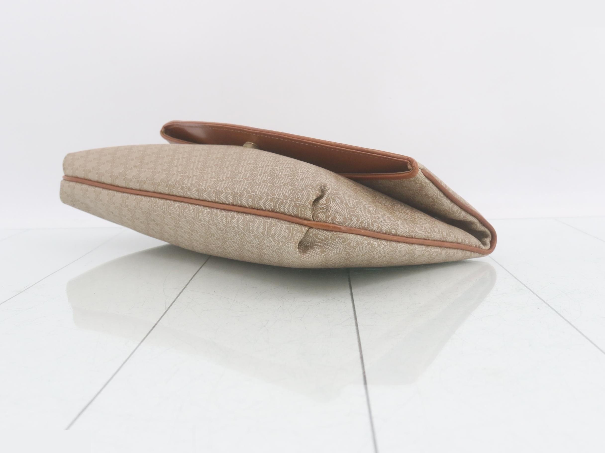 Triomphe Clutch Pouch — view 6