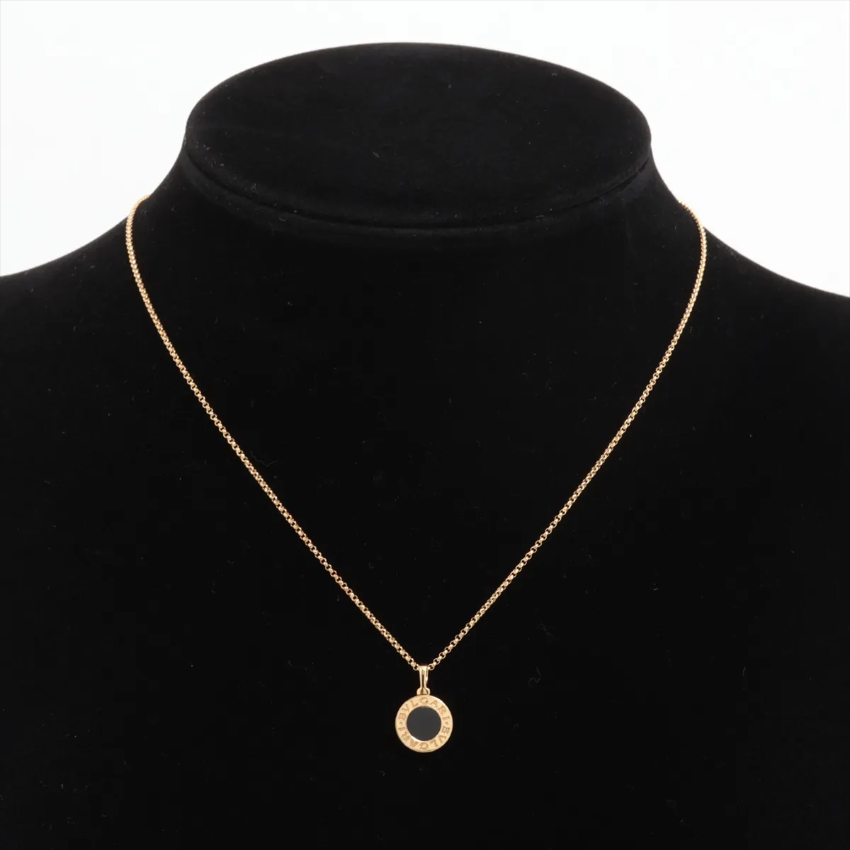 Onyx Necklace 750 (YG) 6.0g NKR9YL Small chip on stone, — view 5
