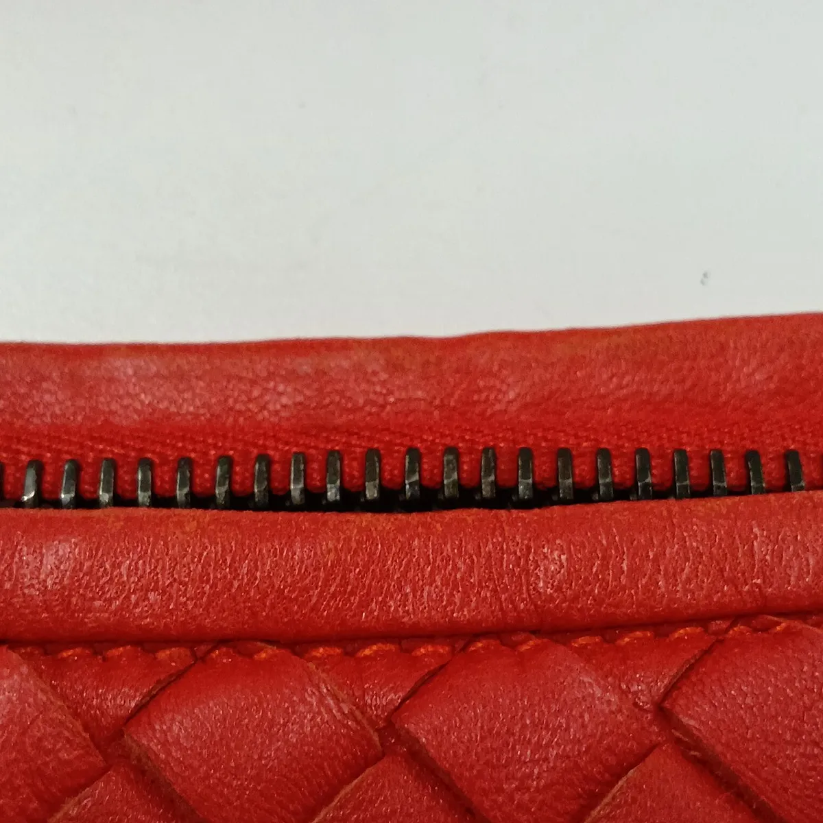 Intrecciato Hobo 232499 Leather Shoulder Bag Orange with Mirror — view 12