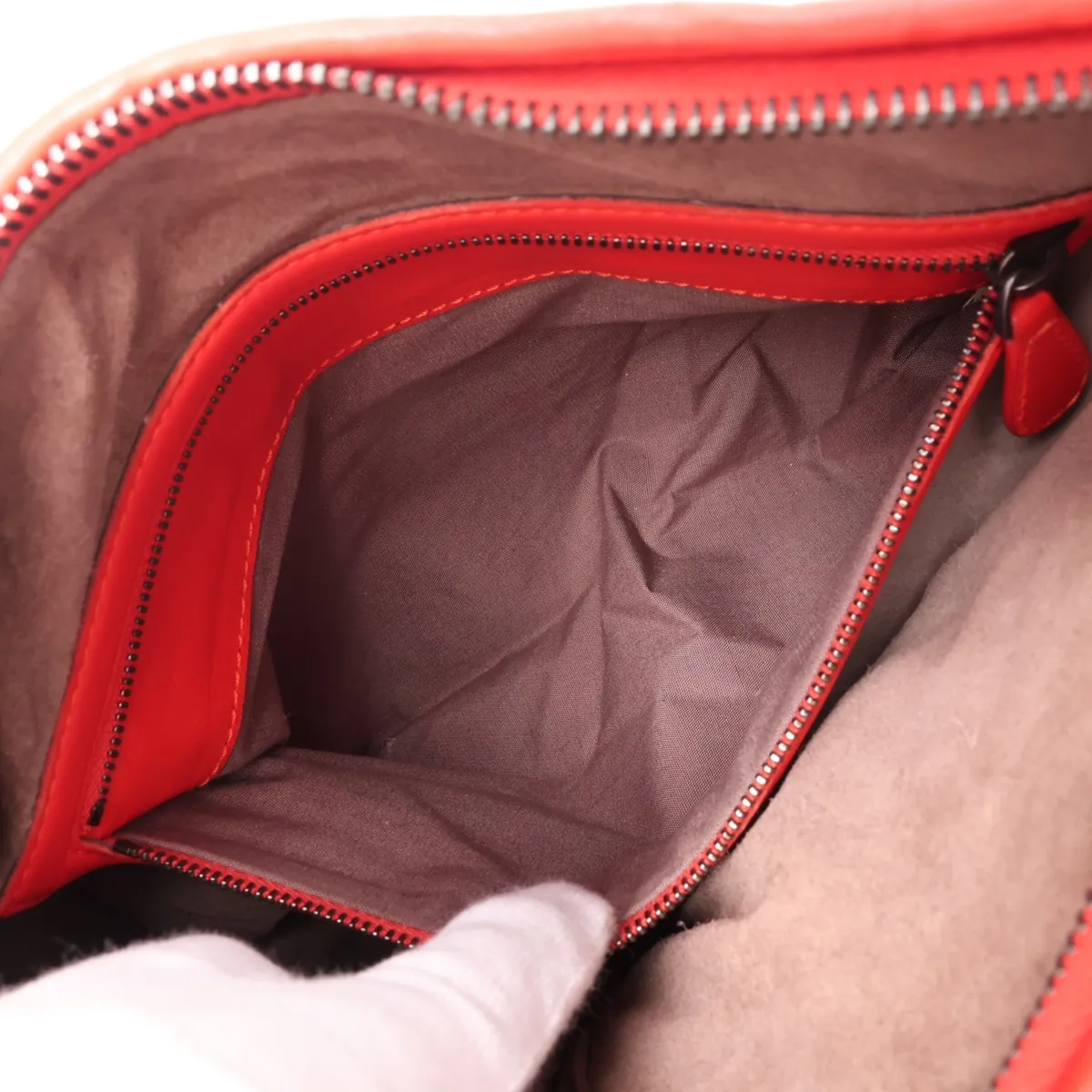 Intrecciato Hobo 232499 Leather Shoulder Bag Orange with Mirror — view 8