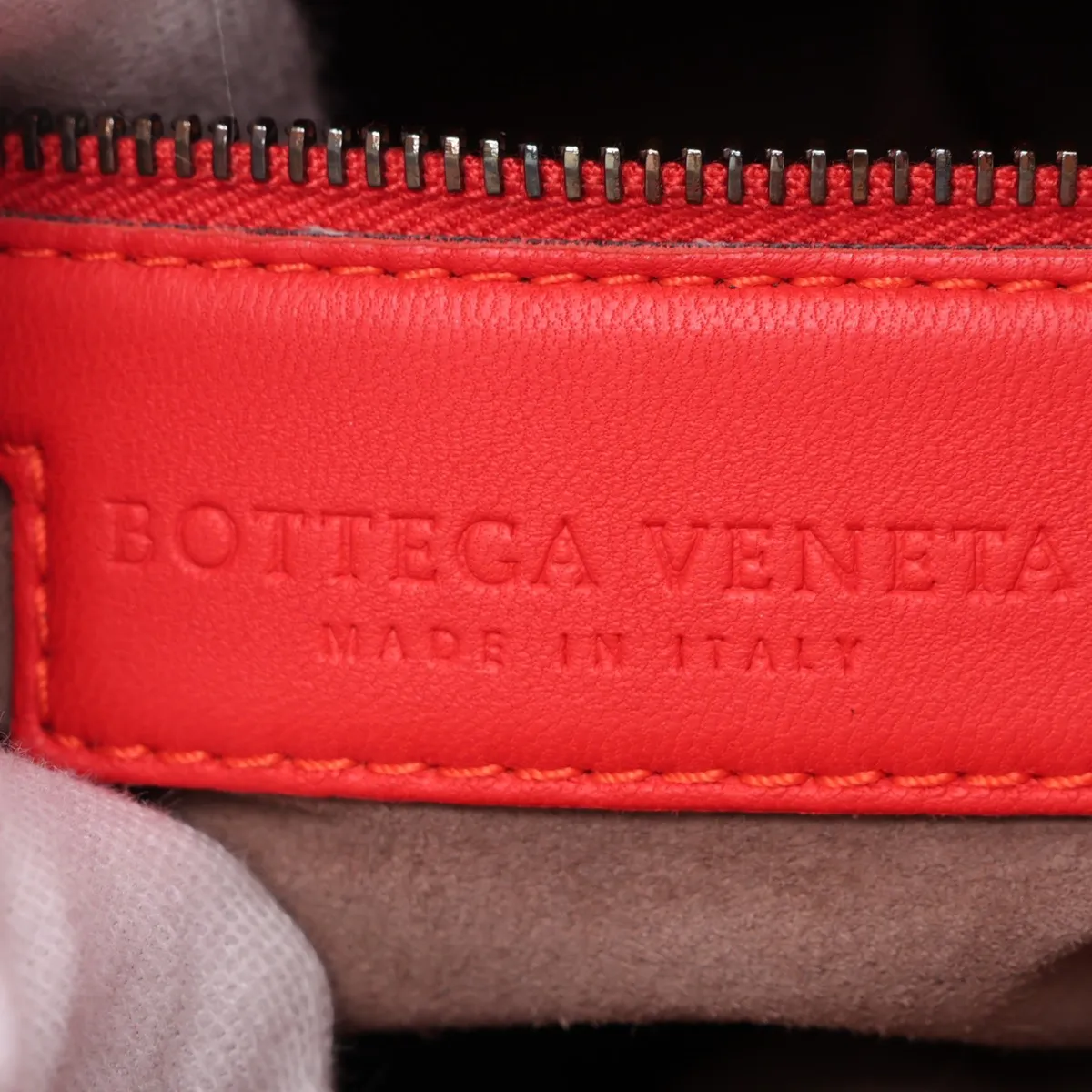Intrecciato Hobo 232499 Leather Shoulder Bag Orange with Mirror — view 9