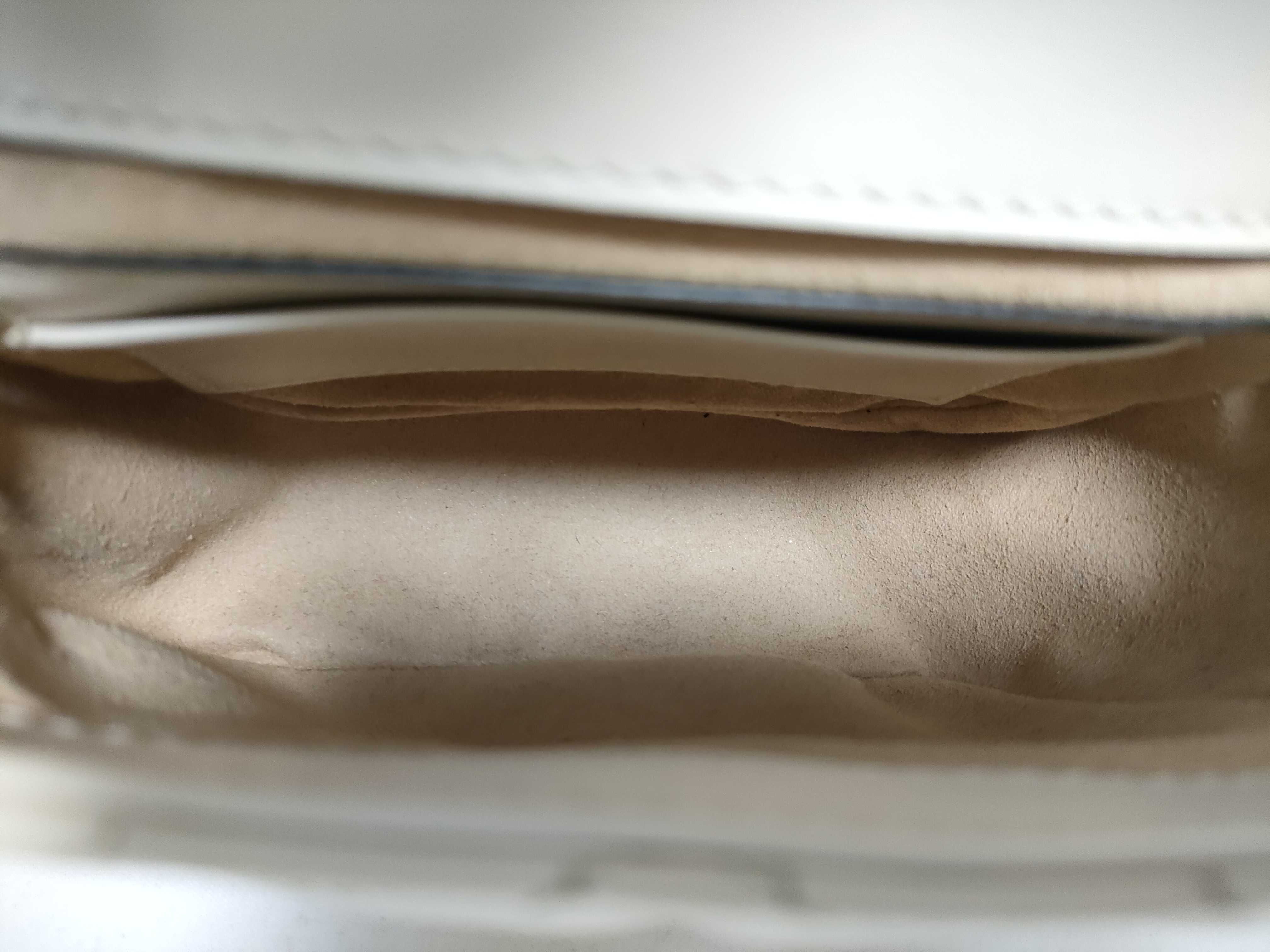 Marmont Mini Pochette Shoulder Bag — view 9