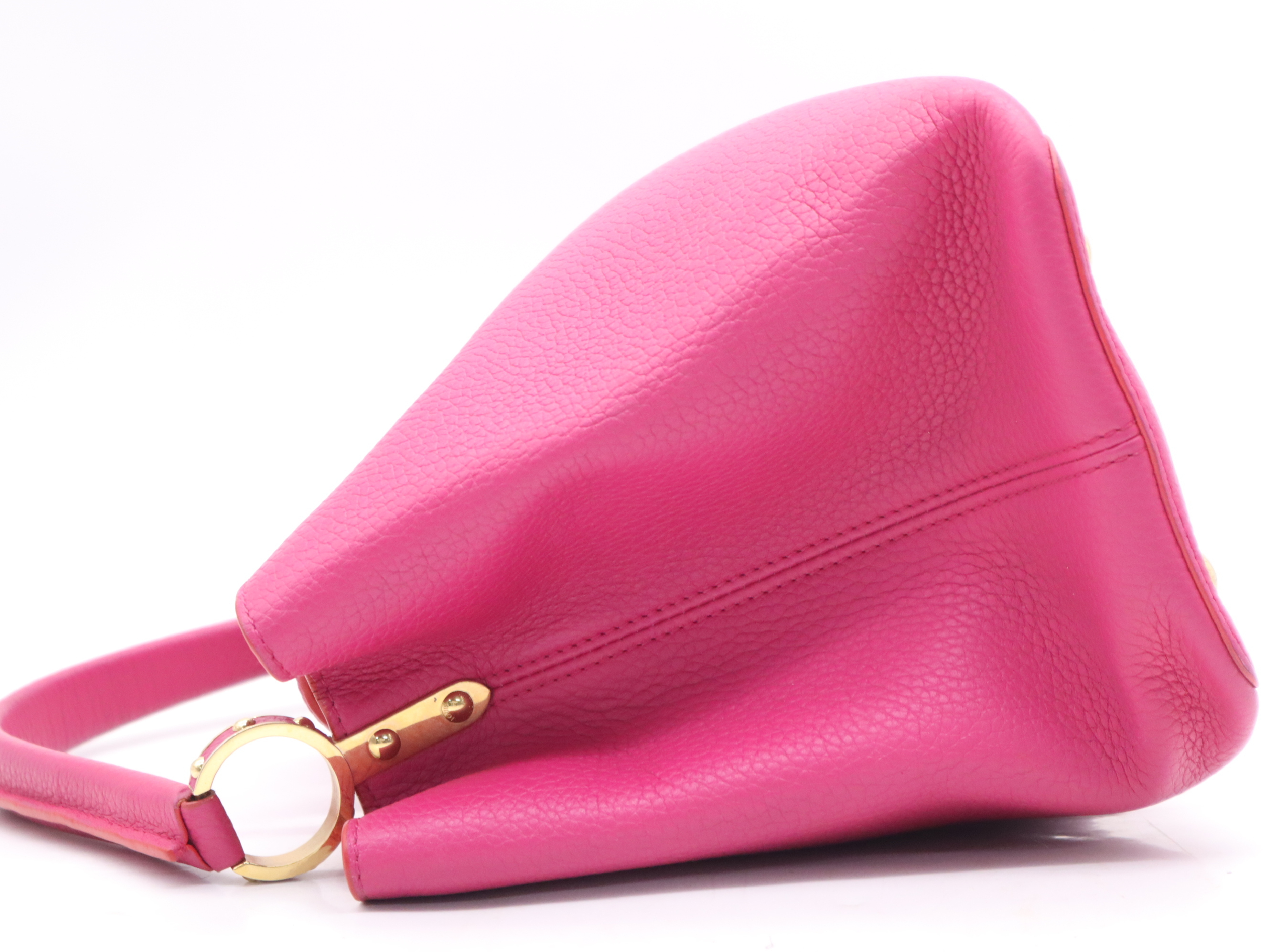 M94631 Taurillon Capucines MM Fuchsia Pink Handbag — view 3