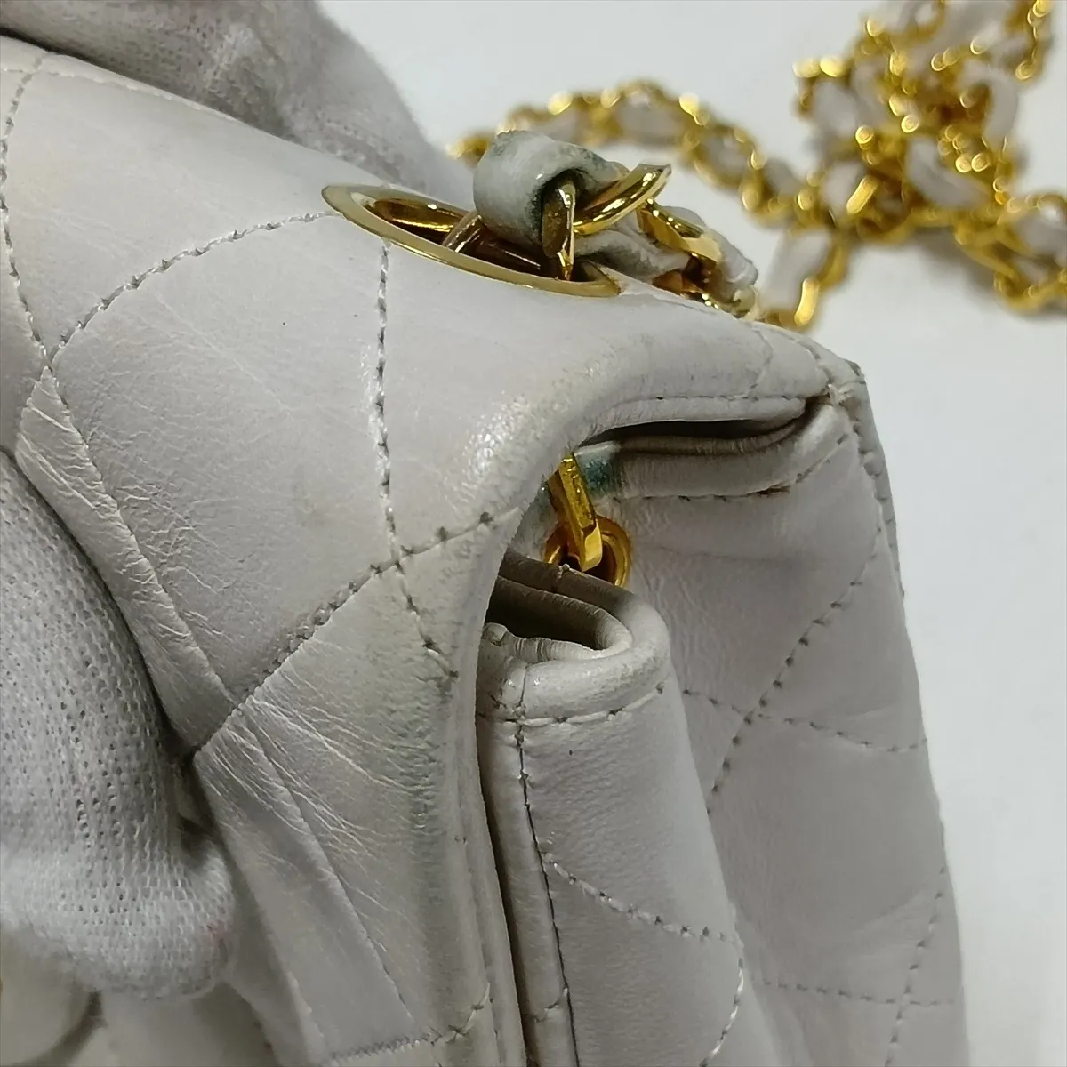 Mini Matelassé 17 Lambskin Single Flap Single Chain Bag, White with Gold Hardware, 1712407, Series 1, A01115 — view 12