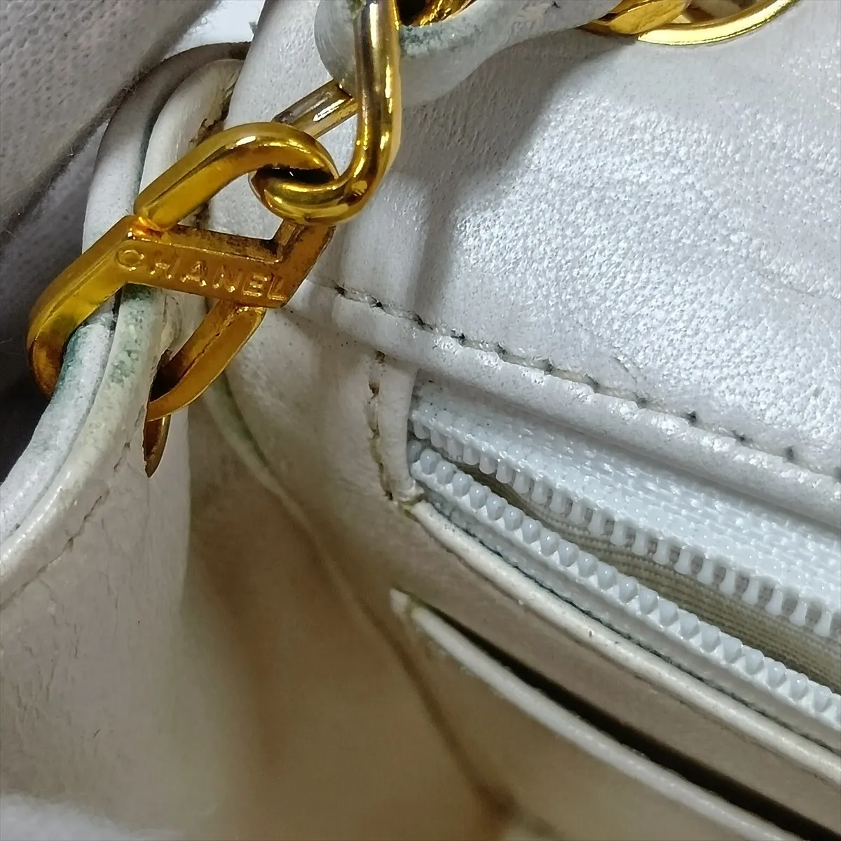 Mini Matelassé 17 Lambskin Single Flap Single Chain Bag, White with Gold Hardware, 1712407, Series 1, A01115 — view 15