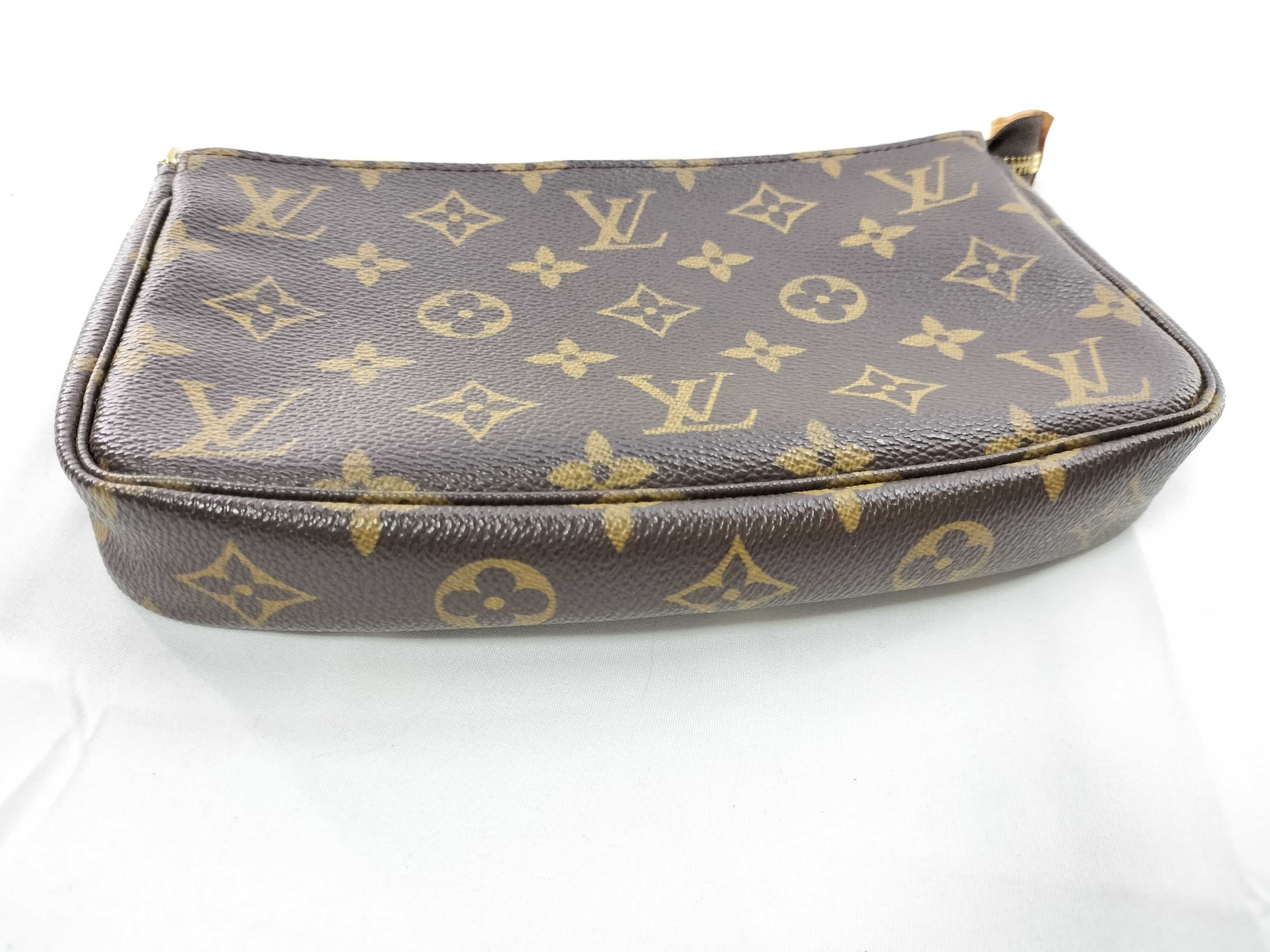 Monogram M40712 Pochette Accessoires Pouch — view 9