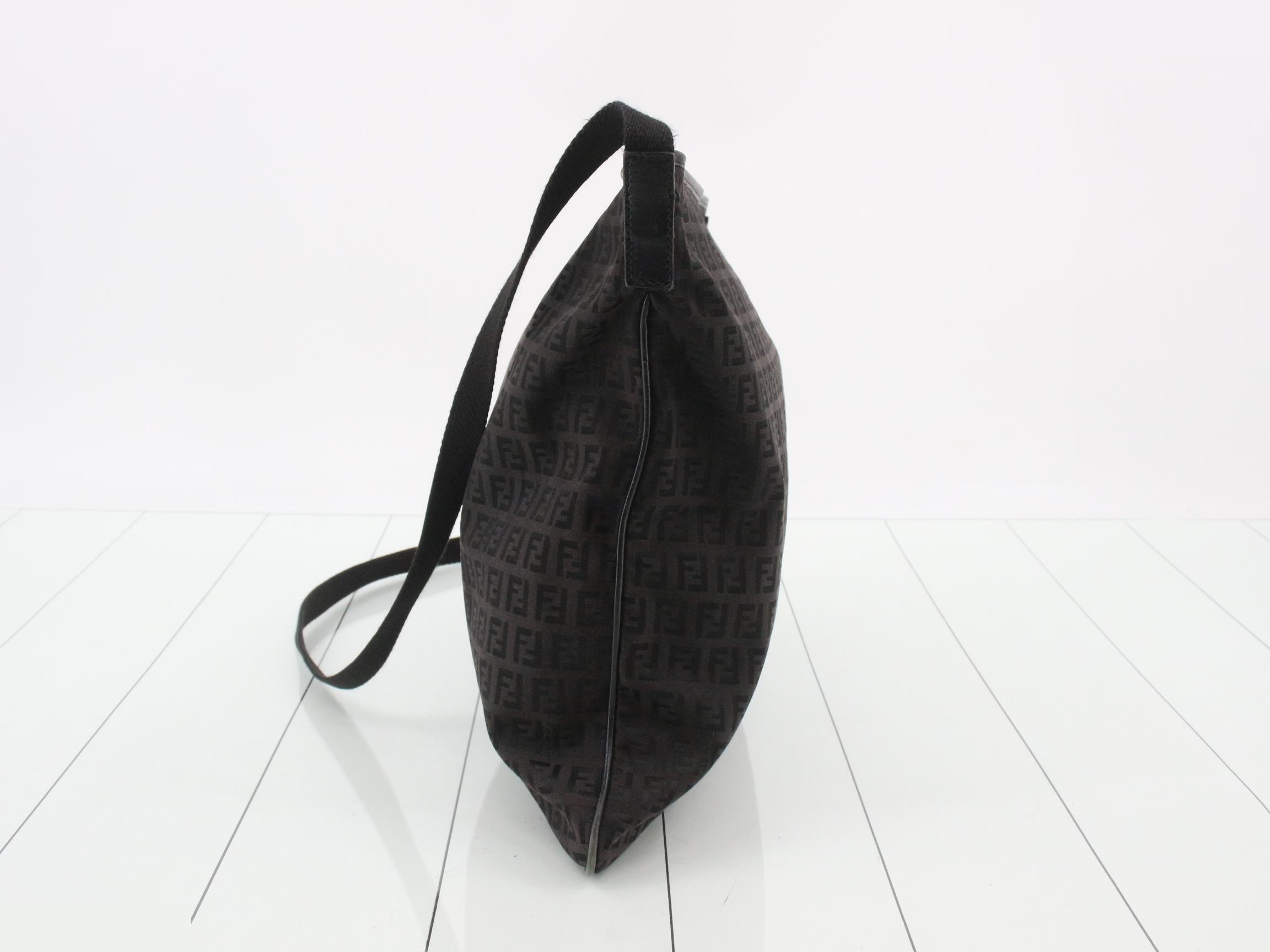Zucchino (Bag) - Shoulder Bag - Black — view 3