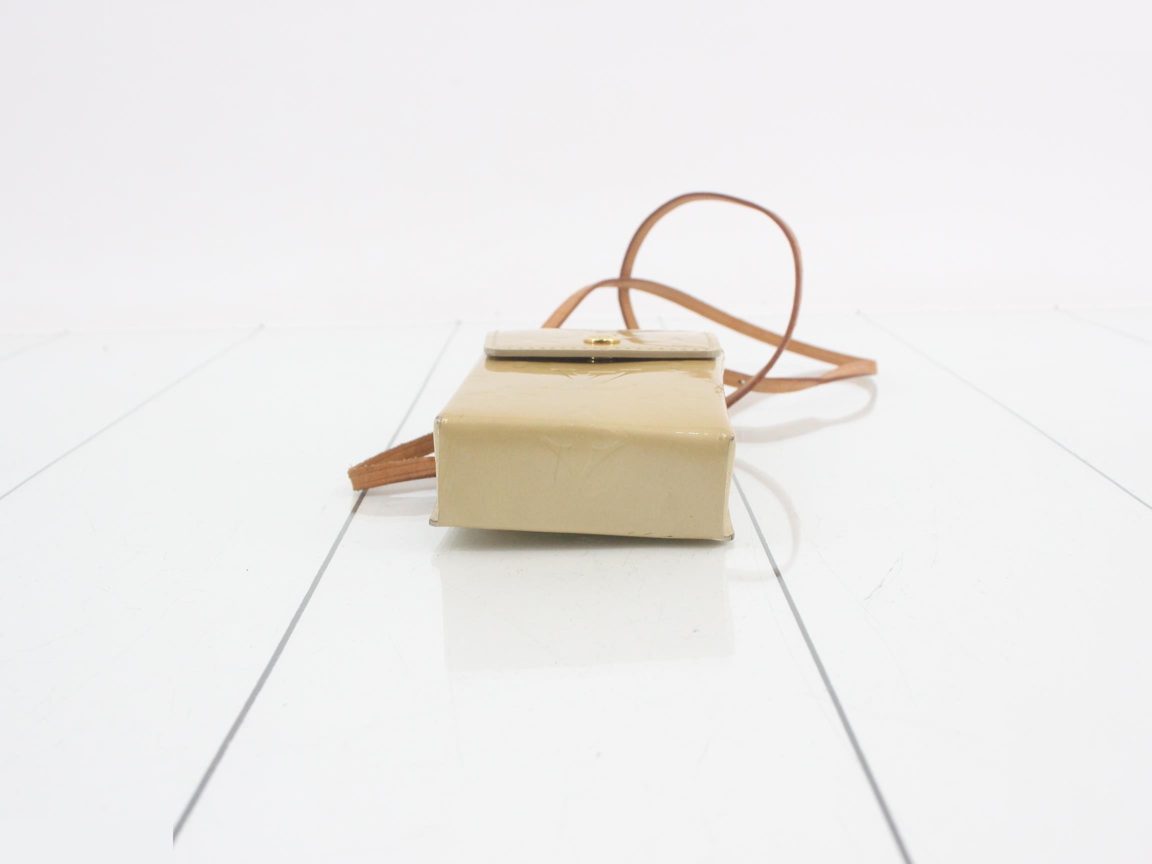 Vernis Shoulder Pouch Cigarette Case — view 3