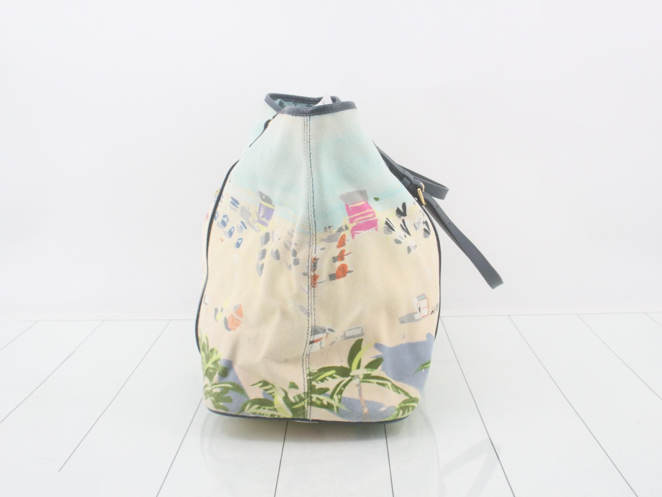 Ayur Cabas Tote Bag, Escalier Beach Print Canvas Leather — view 3