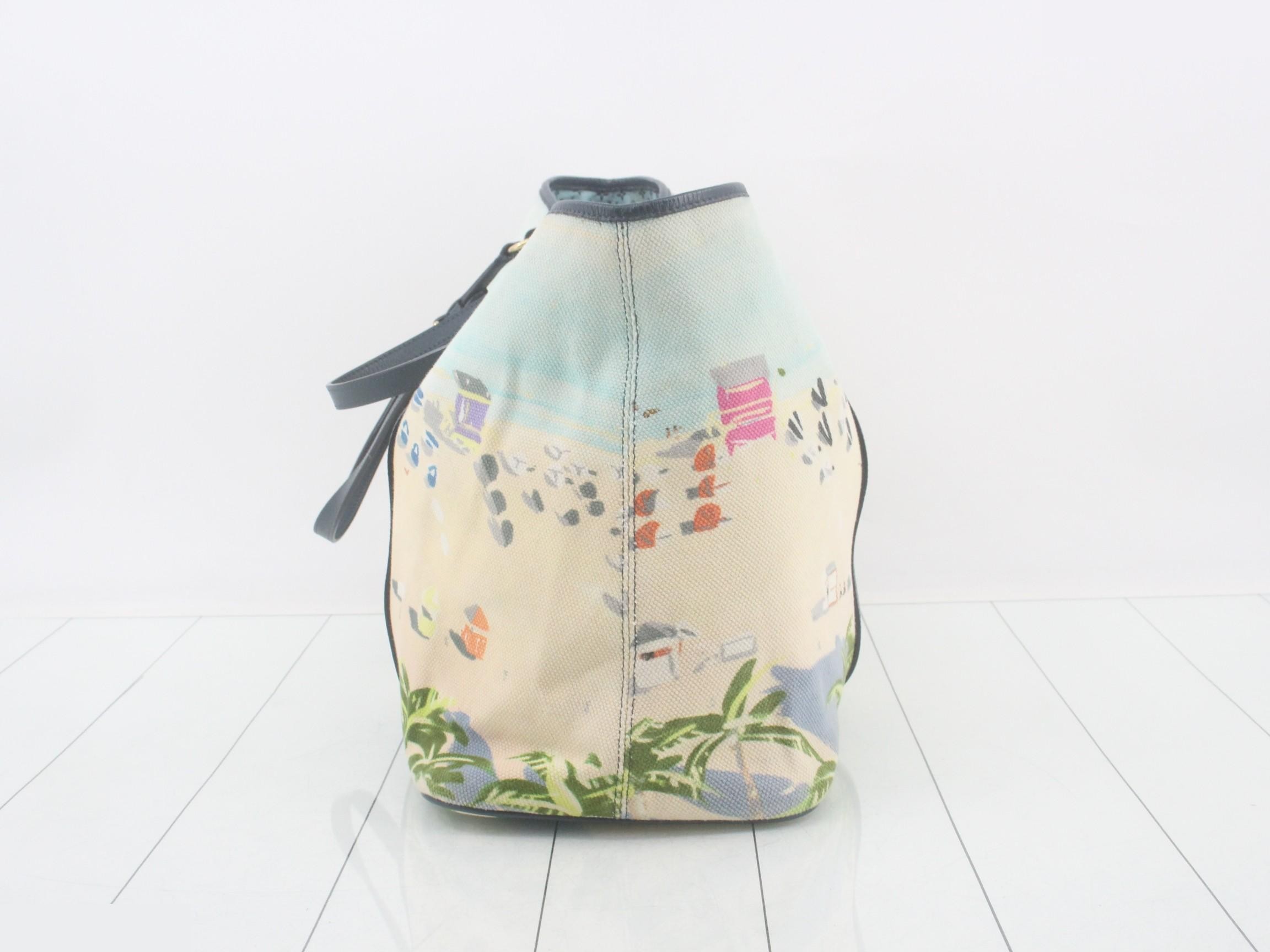 Ayur Cabas Tote Bag, Escalier Beach Print Canvas Leather — view 4