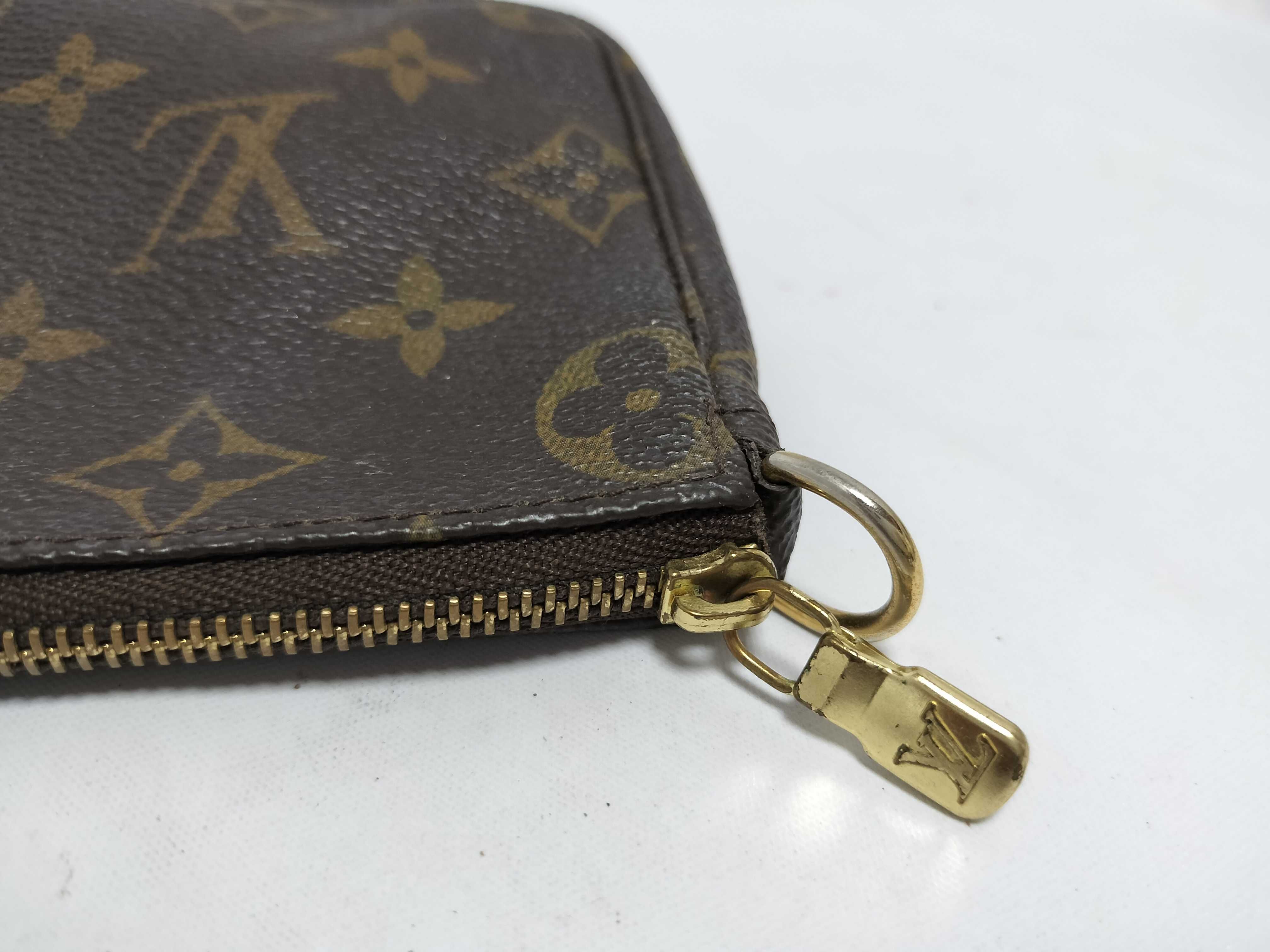 Monogram Louis Vuitton Pochette Accessoires Monogram Pouch — view 3