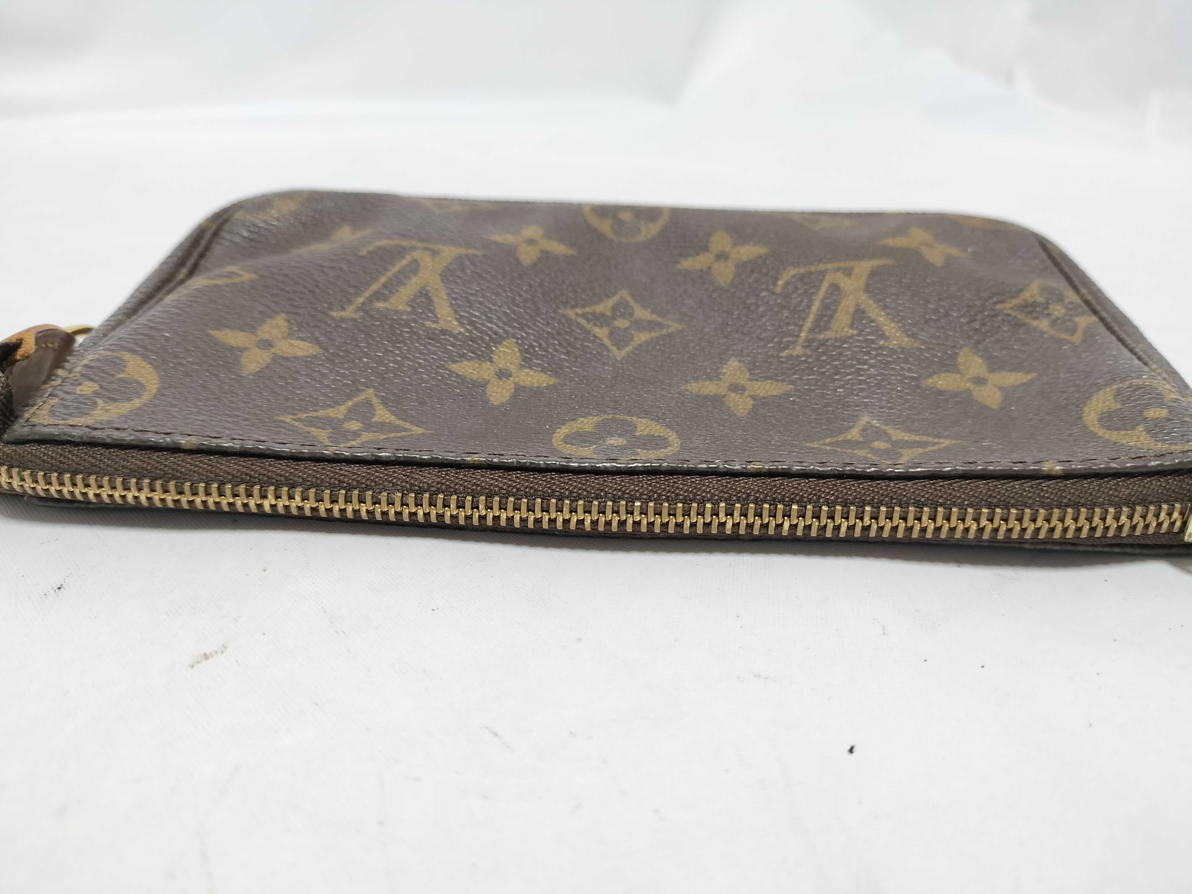 Monogram Louis Vuitton Pochette Accessoires Monogram Pouch — view 4