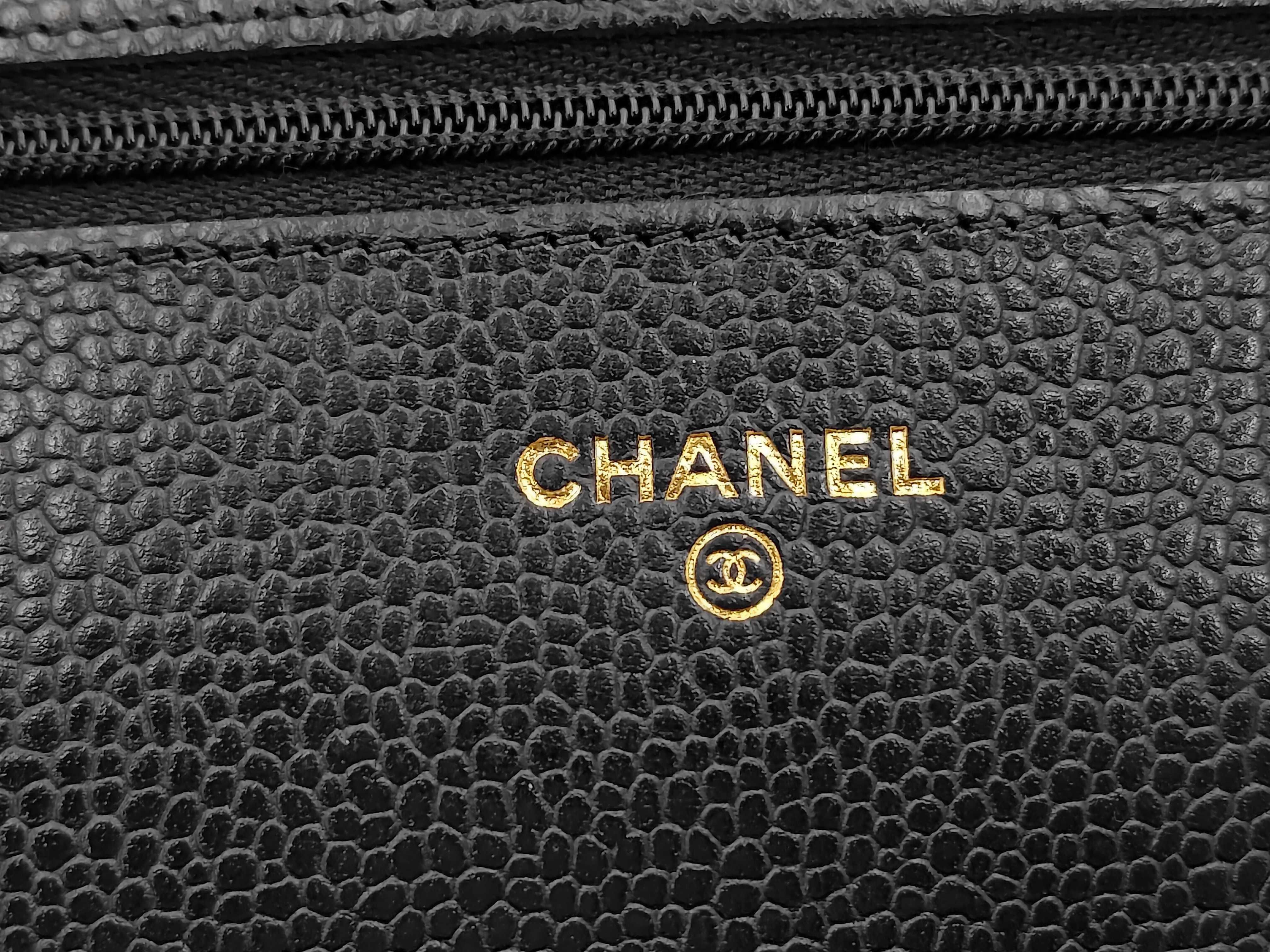 Matelassé Chain Wallet Caviar Skin Shoulder Bag — view 9