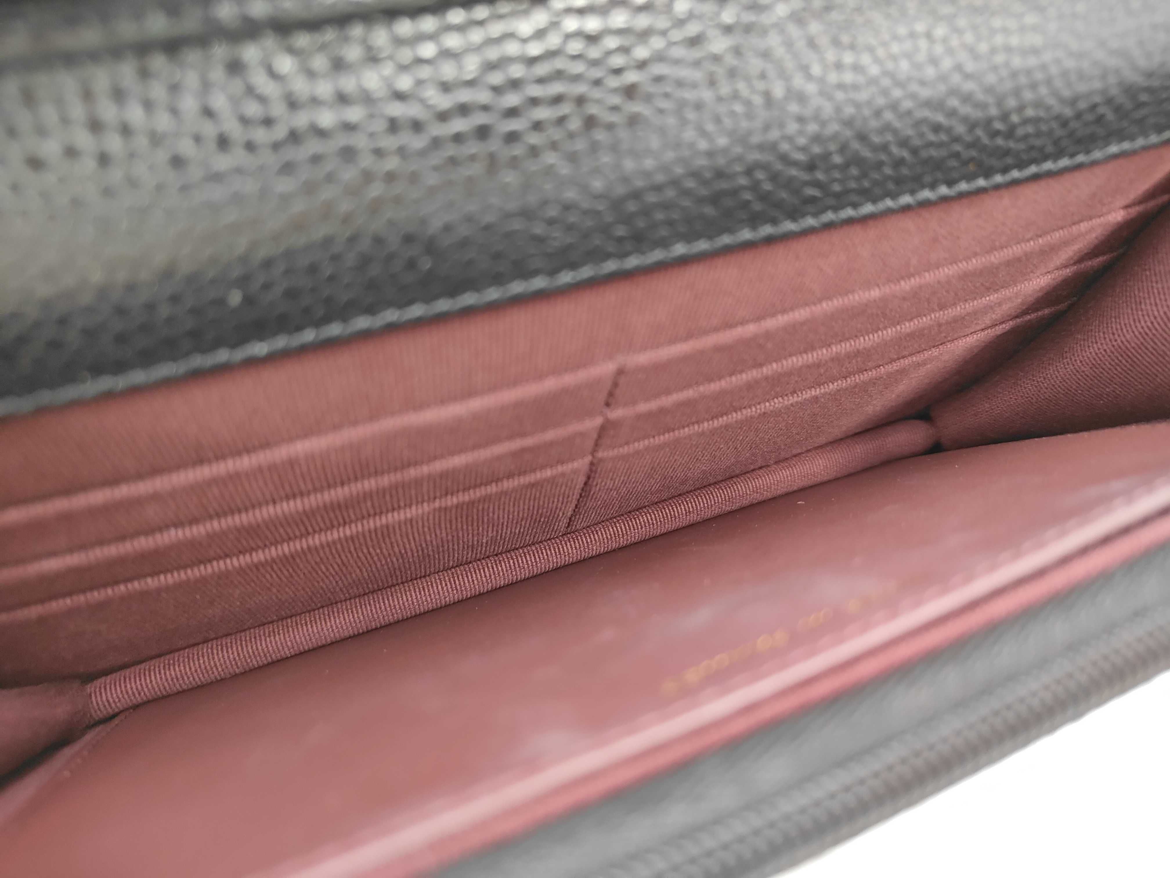 Matelassé Chain Wallet Caviar Skin Shoulder Bag — view 10