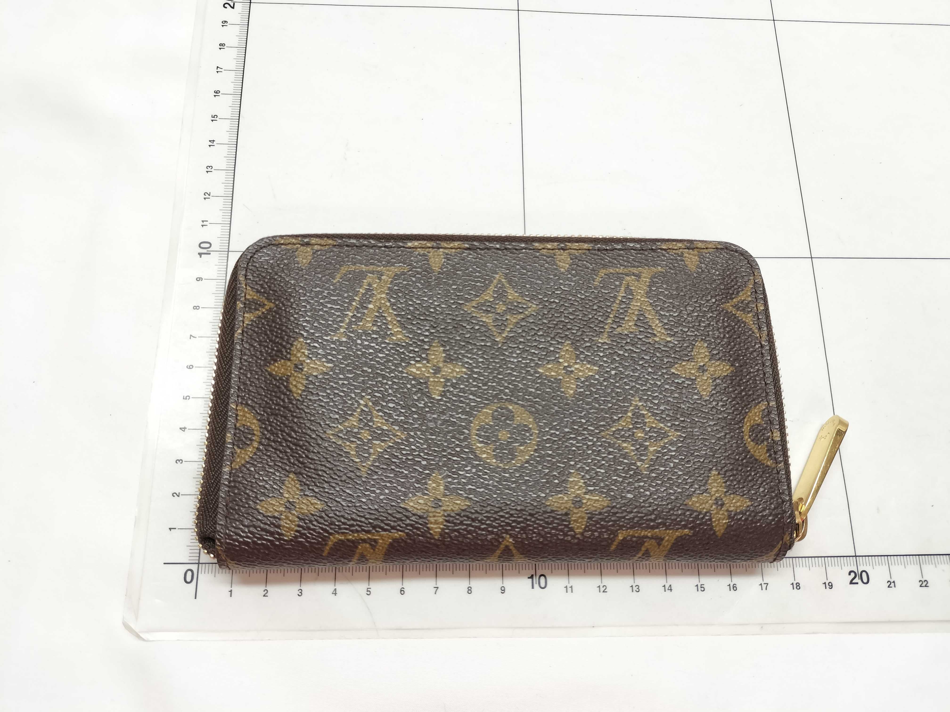 Monogram M40499 Zippy Compact Wallet — view 2