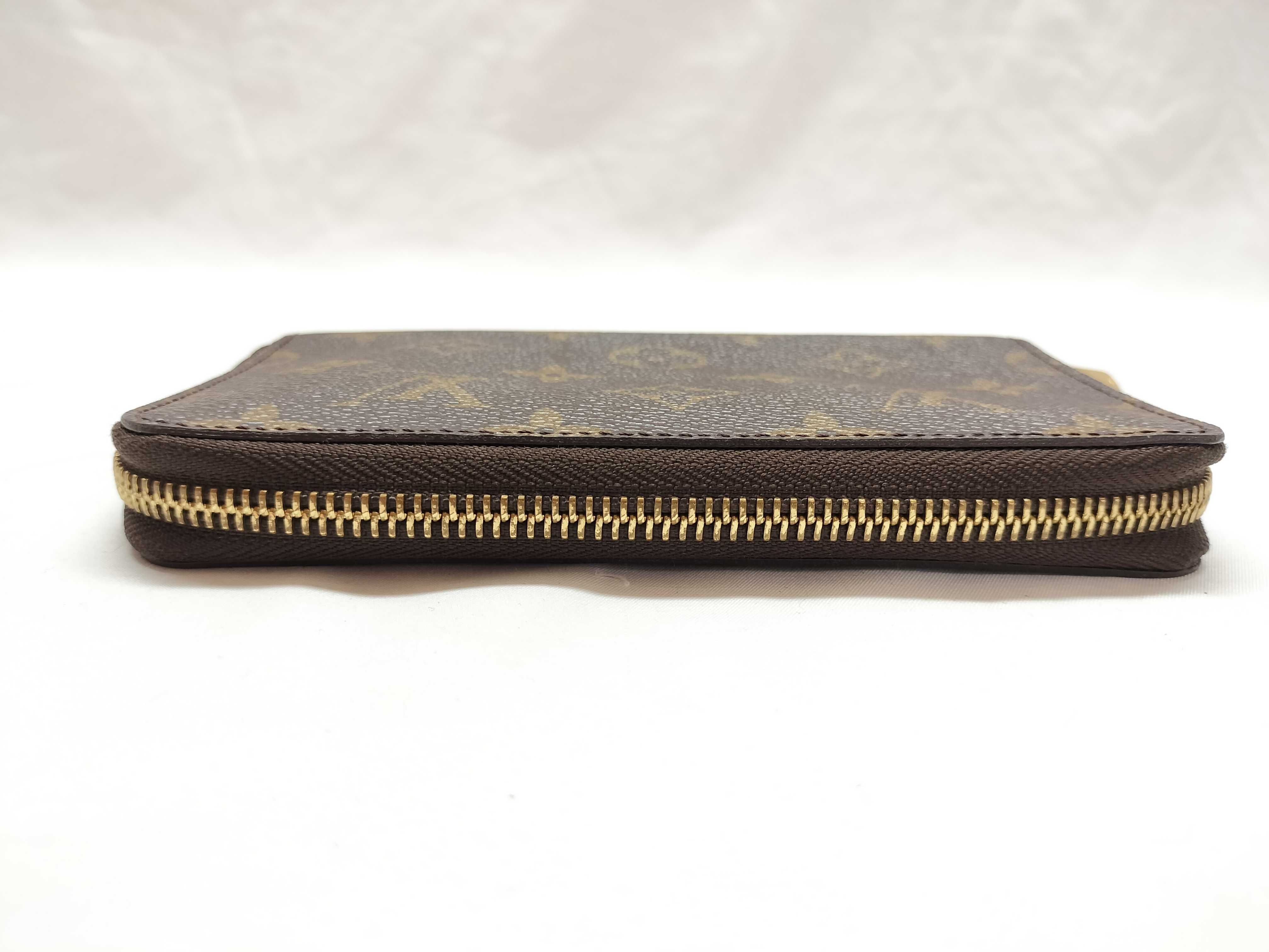 Monogram M40499 Zippy Compact Wallet — view 7