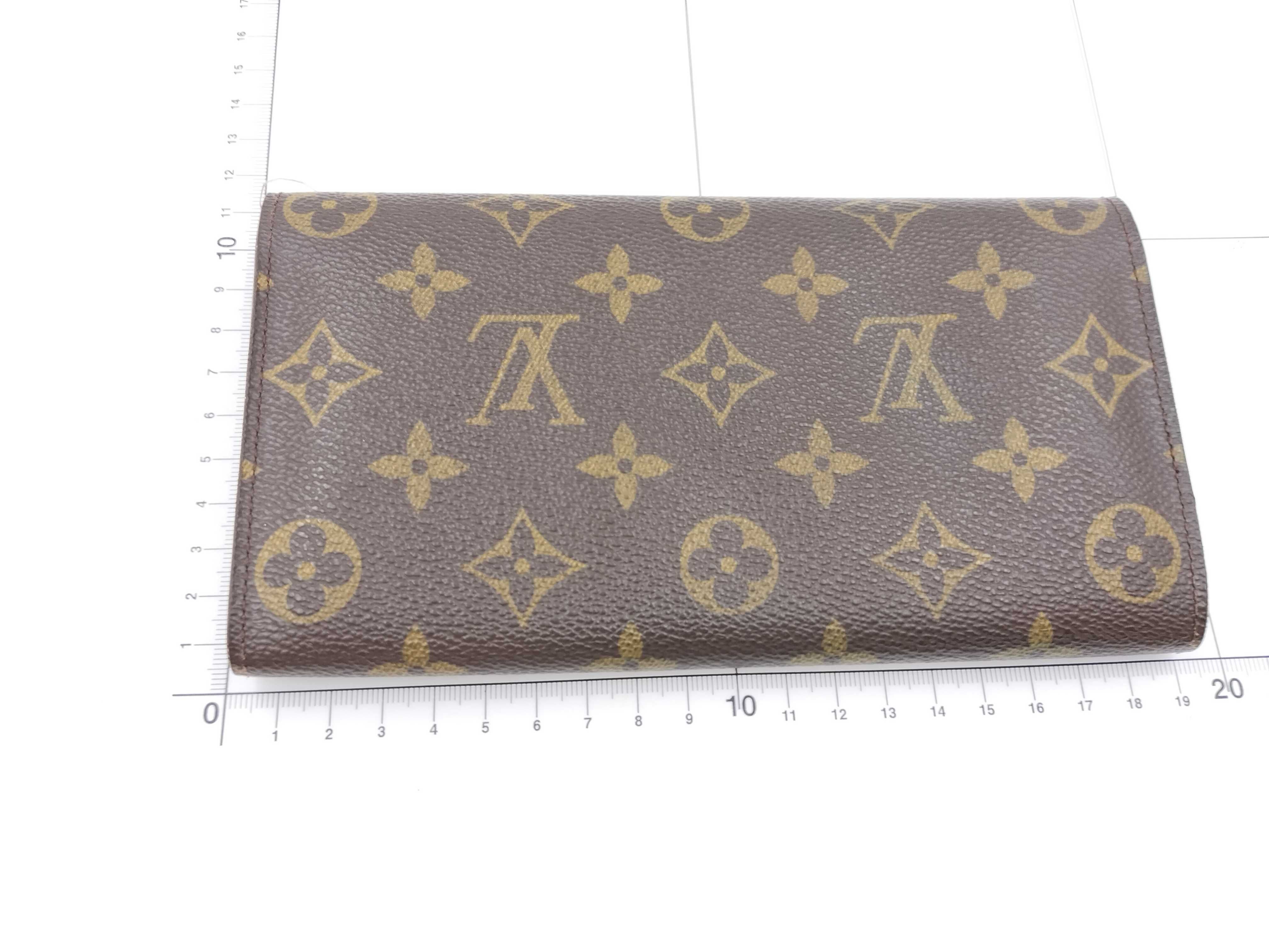 Monogram Portefeuille Sarah Wallet — view 2