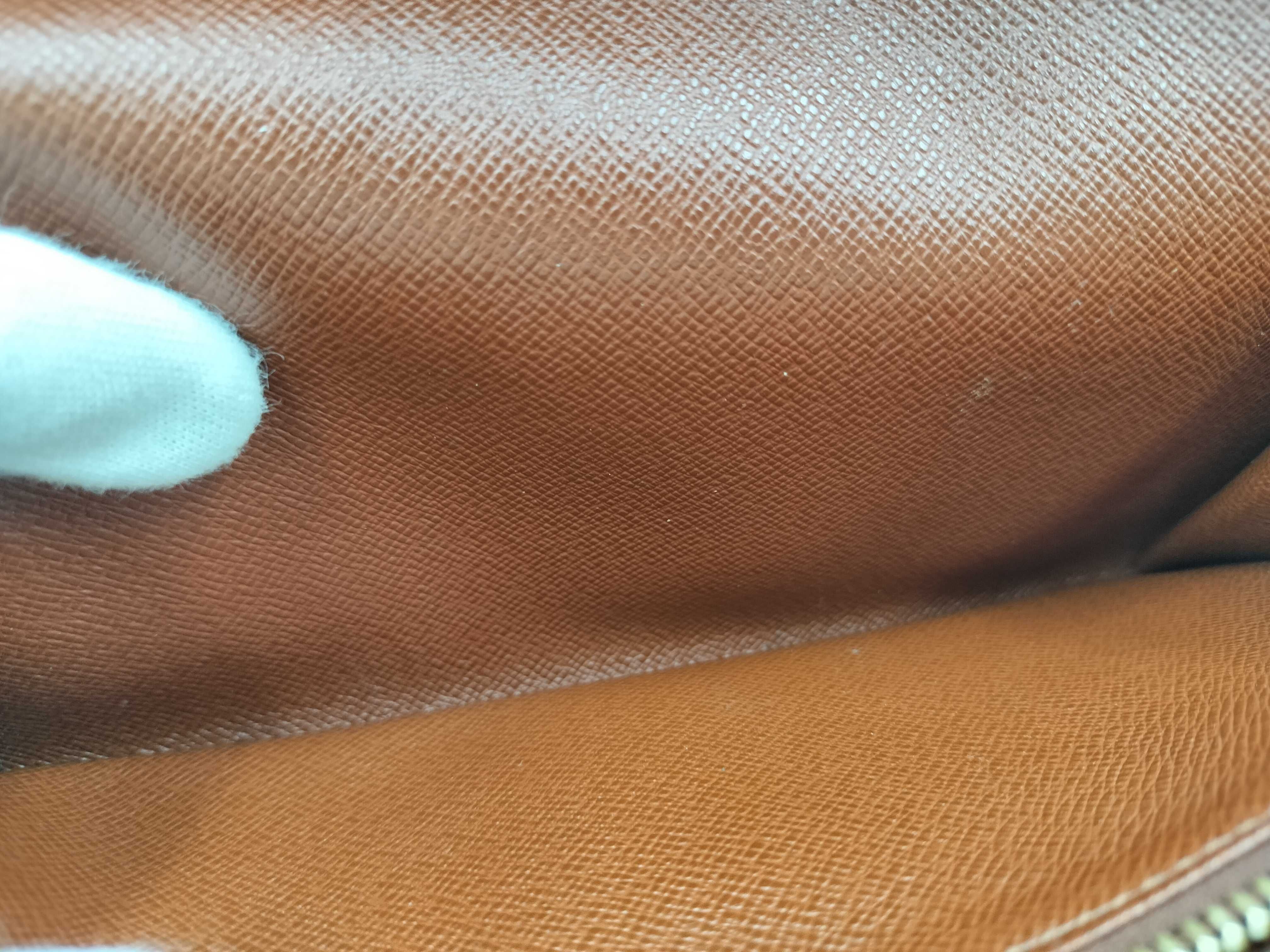 Monogram Portefeuille Sarah Wallet — view 9