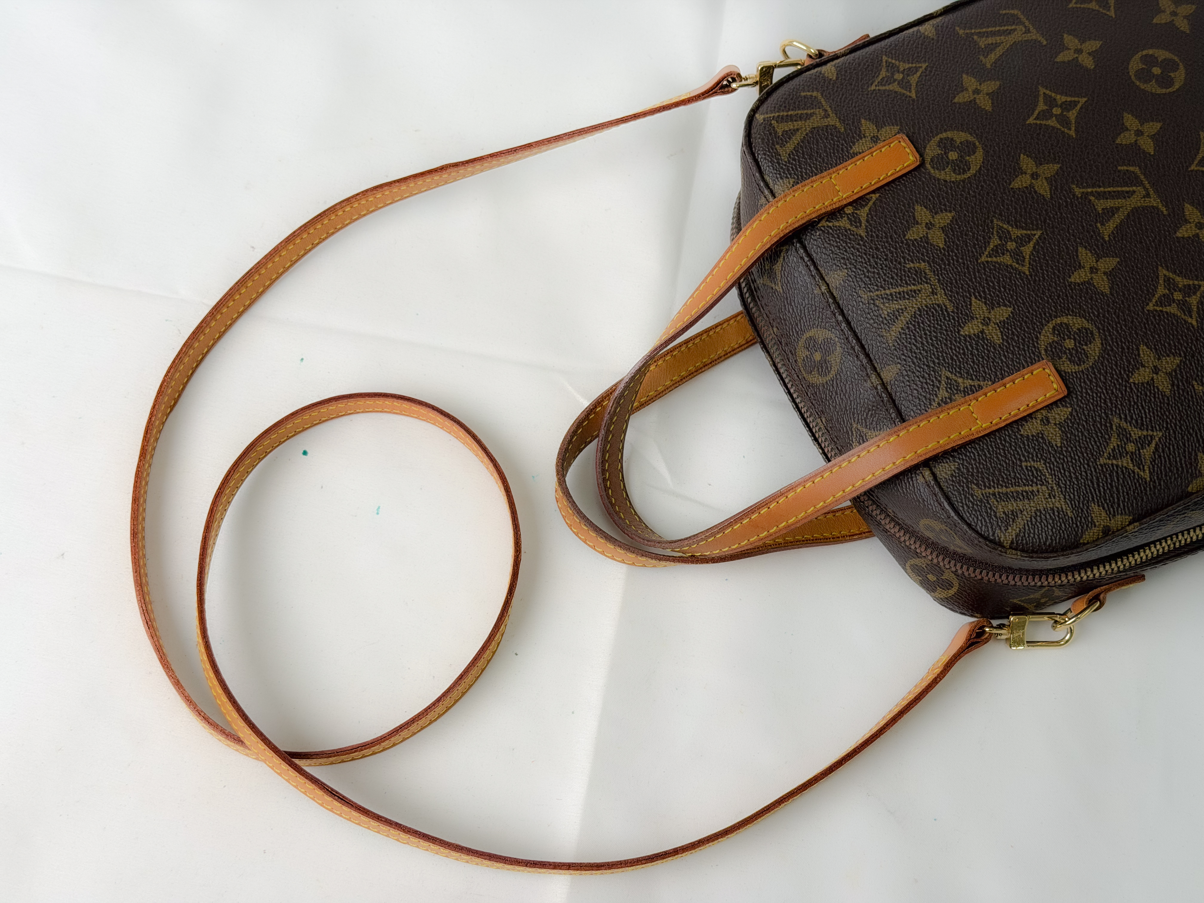Monogram M47500 Spontini AR0023 Handbag — view 3