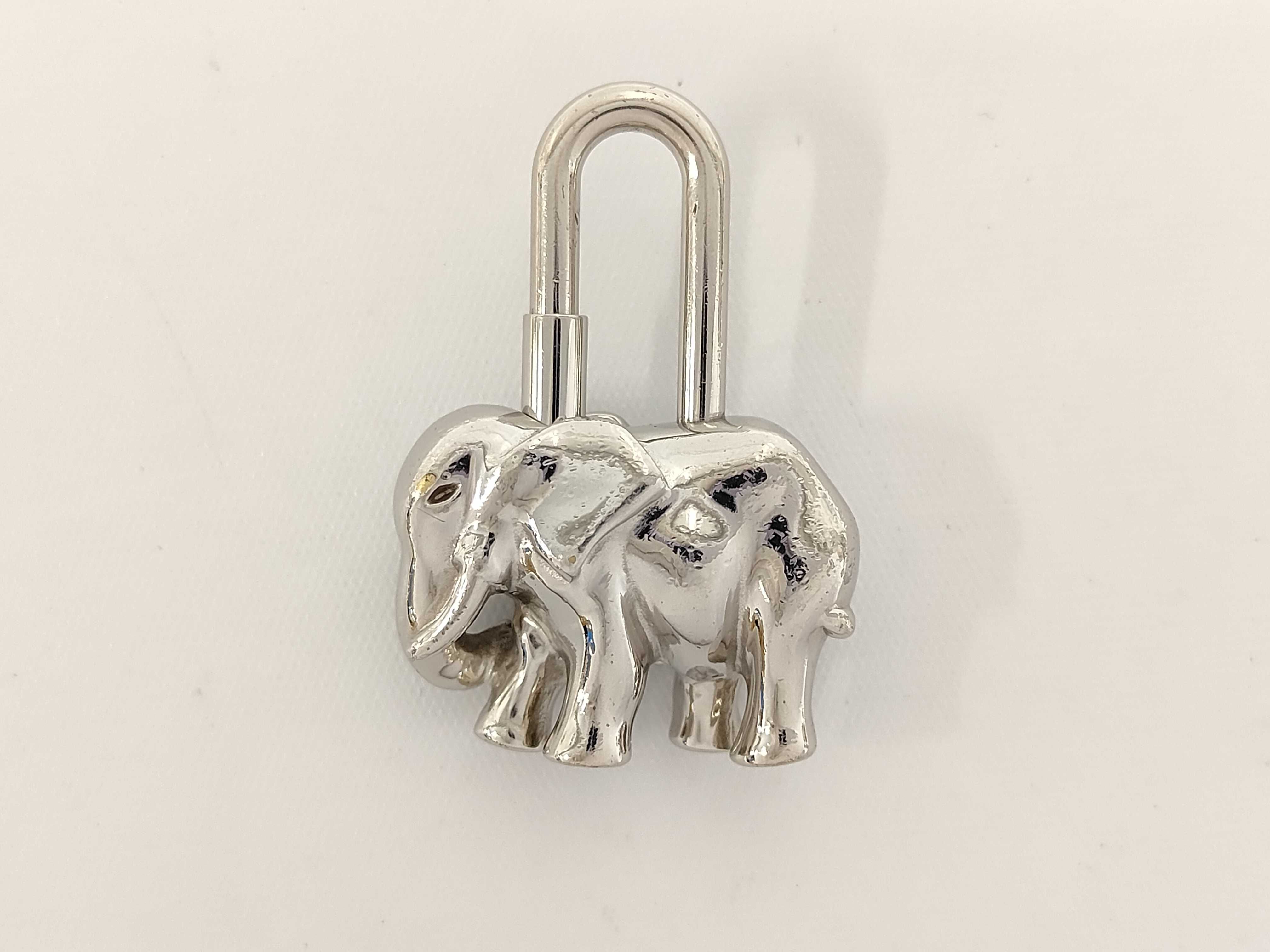 Elephant Cadena Silver Charm Screw-Type Other Accessories