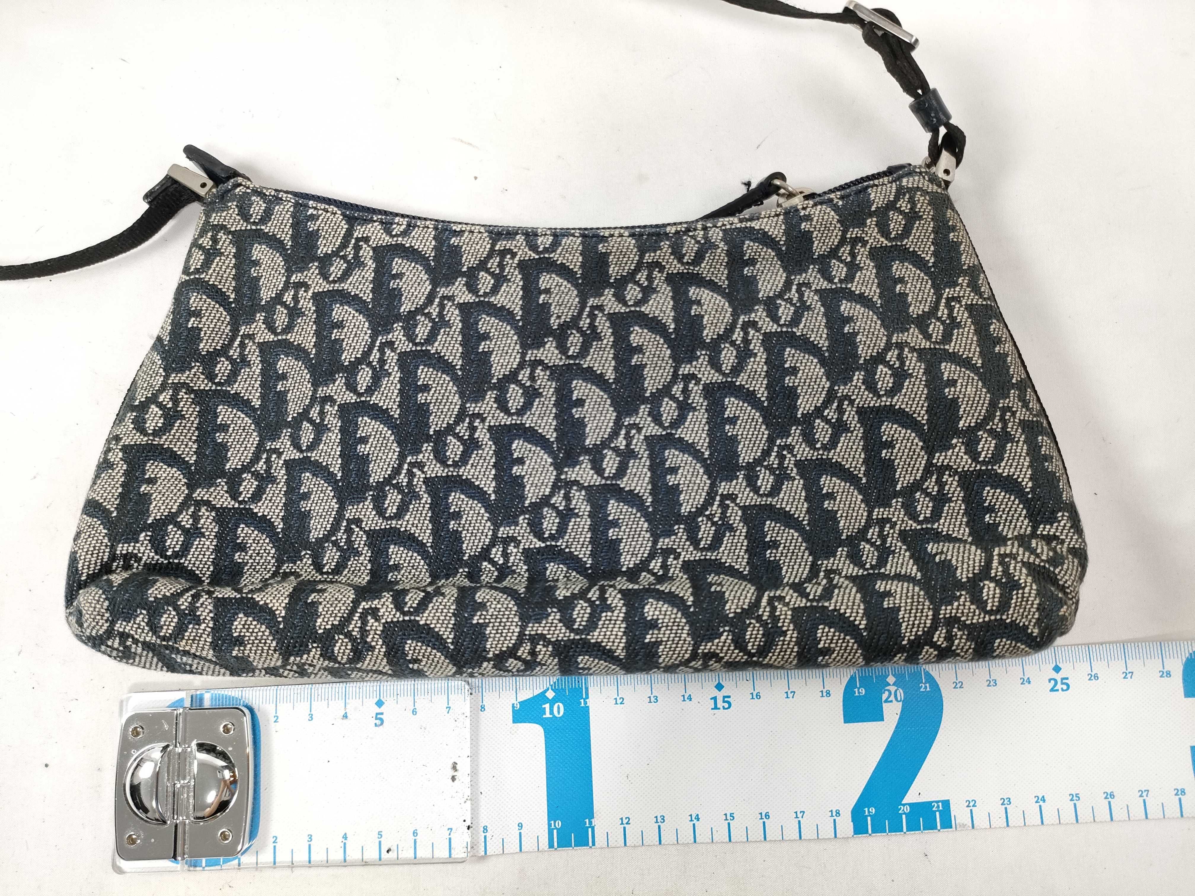 Trotter One-Shoulder Bag (Shoulder Bag) — view 2