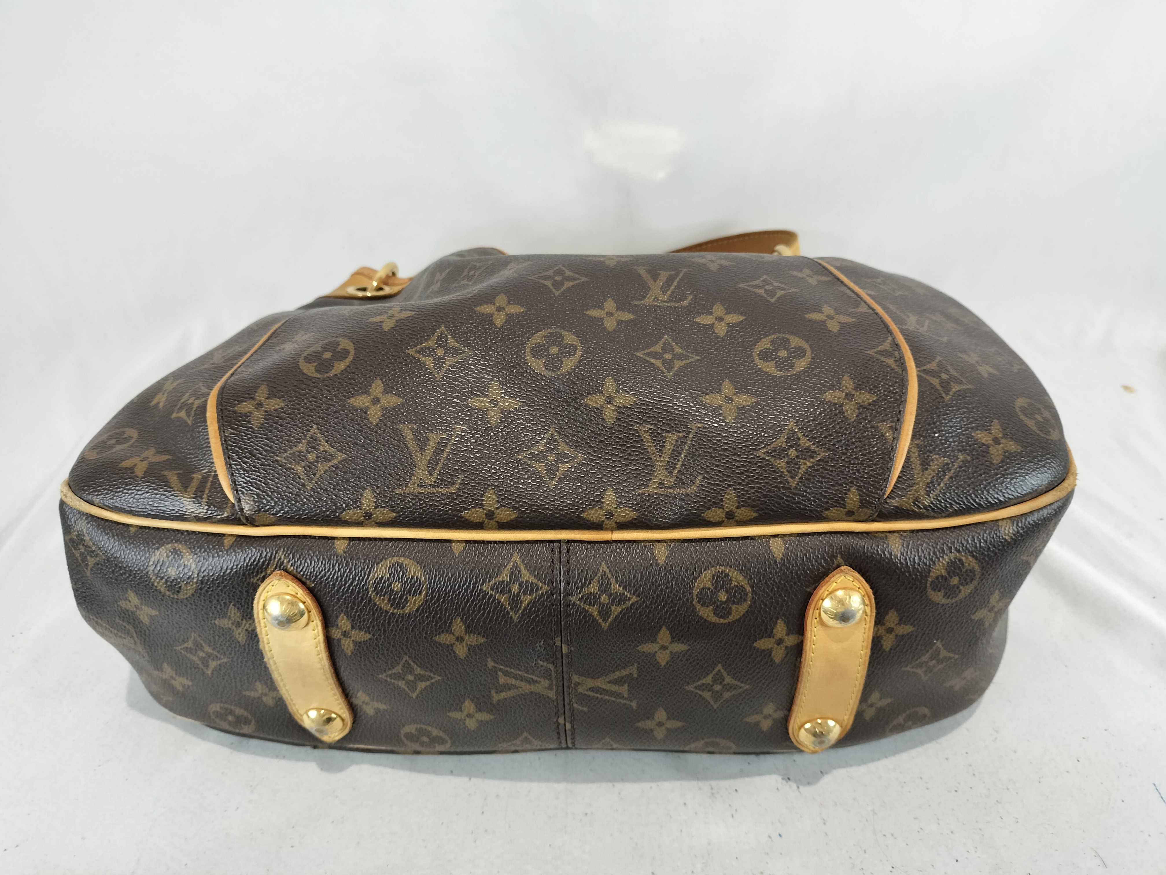 Monogram Saumur 30 Shoulder Bag — view 8