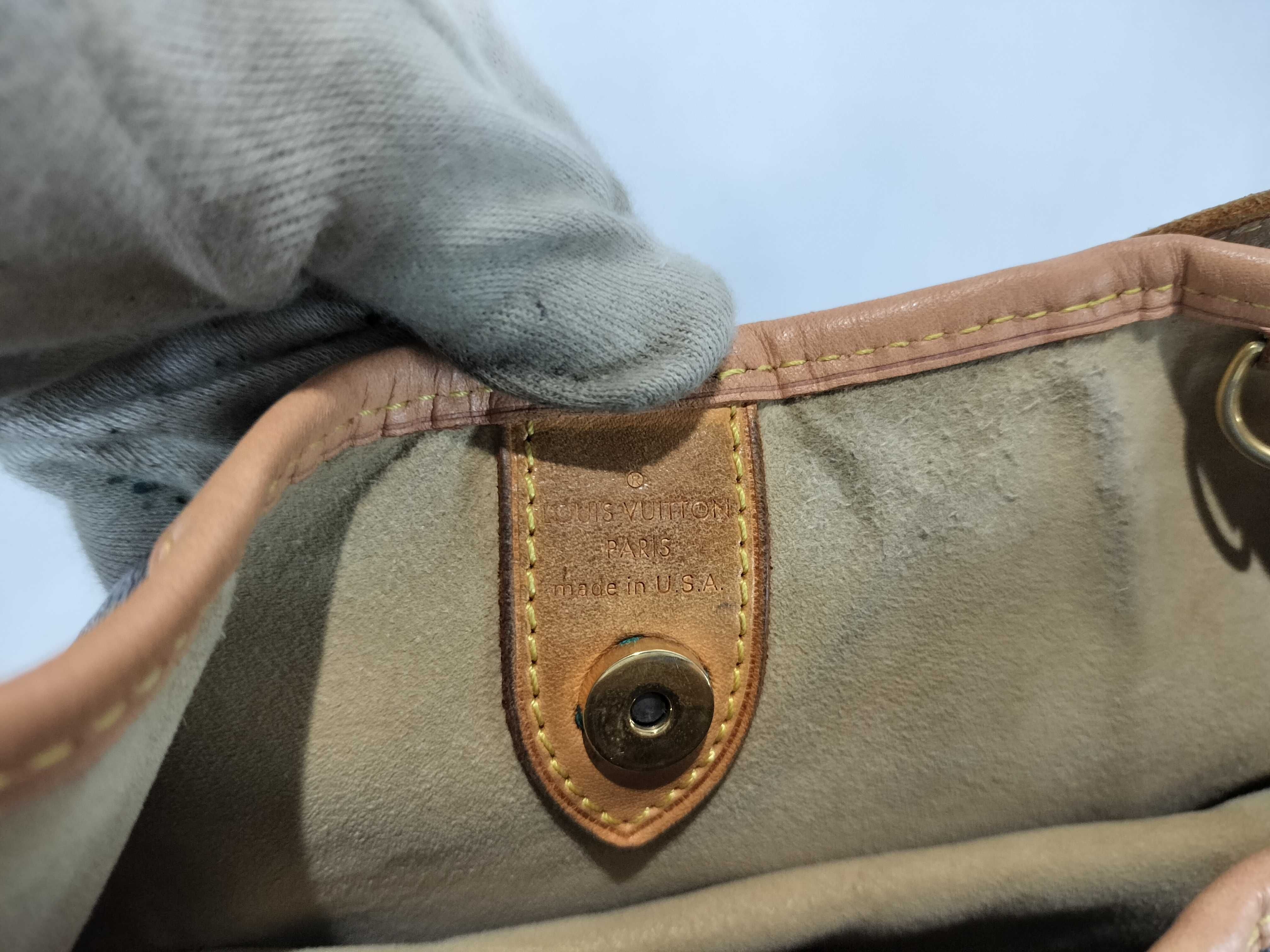 Monogram Saumur 30 Shoulder Bag — view 10