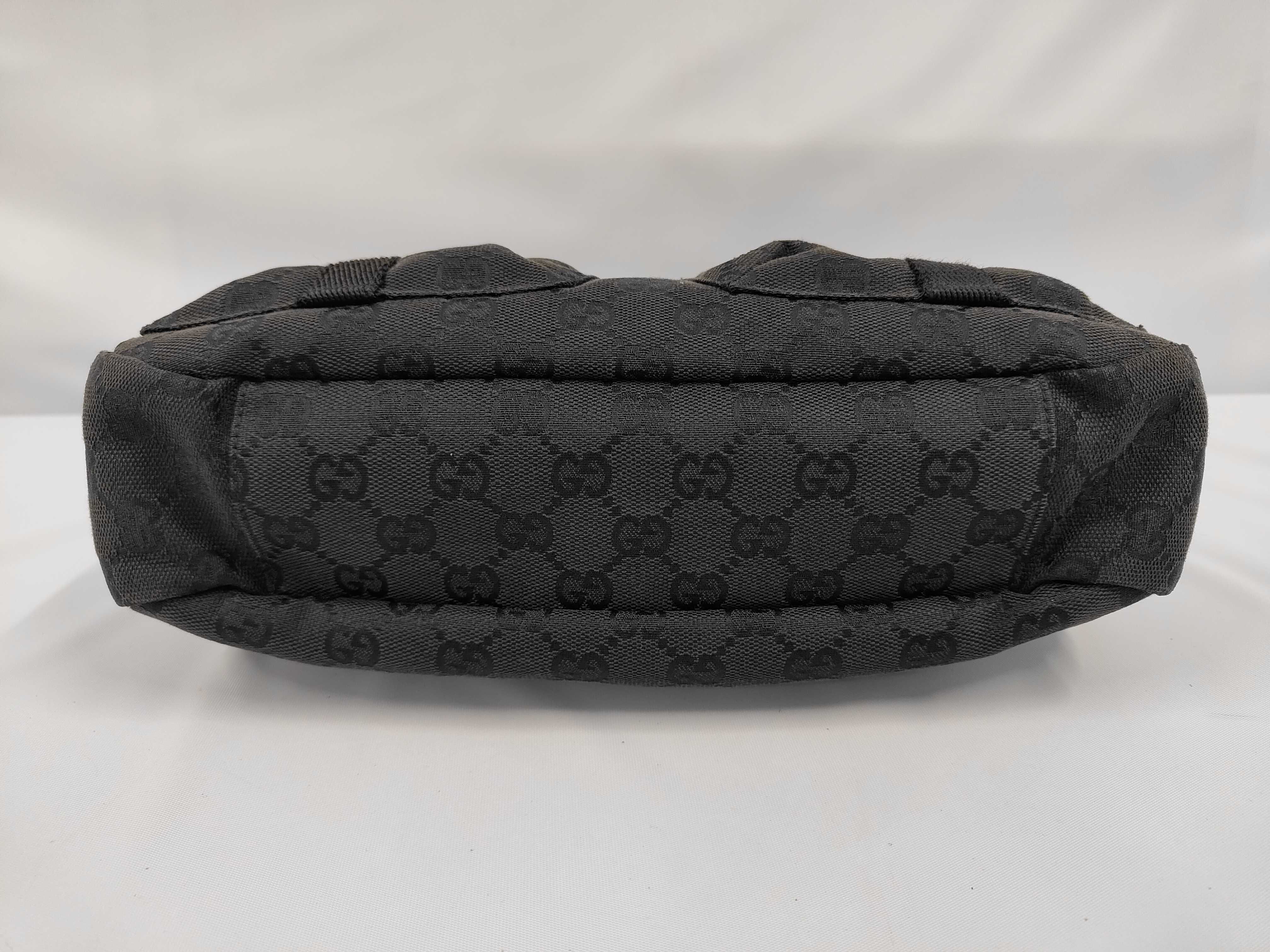 GG Canvas Shoulder Bag, Black — view 3